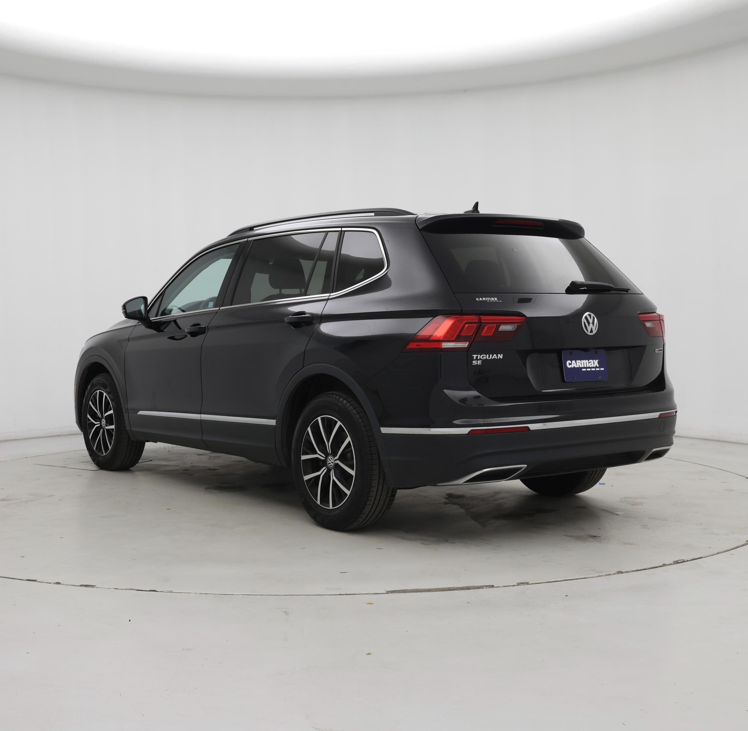 Thumbnail: 2021 Volkswagen Tiguan - 2