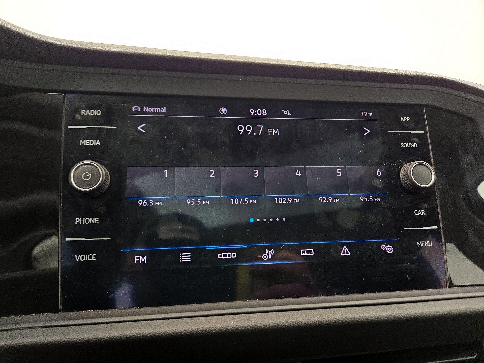 Thumbnail: 2021 Volkswagen Jetta - 15