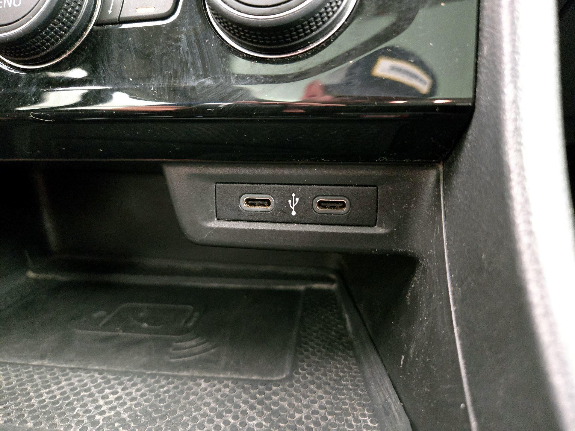 Thumbnail: 2021 Volkswagen Jetta - 18