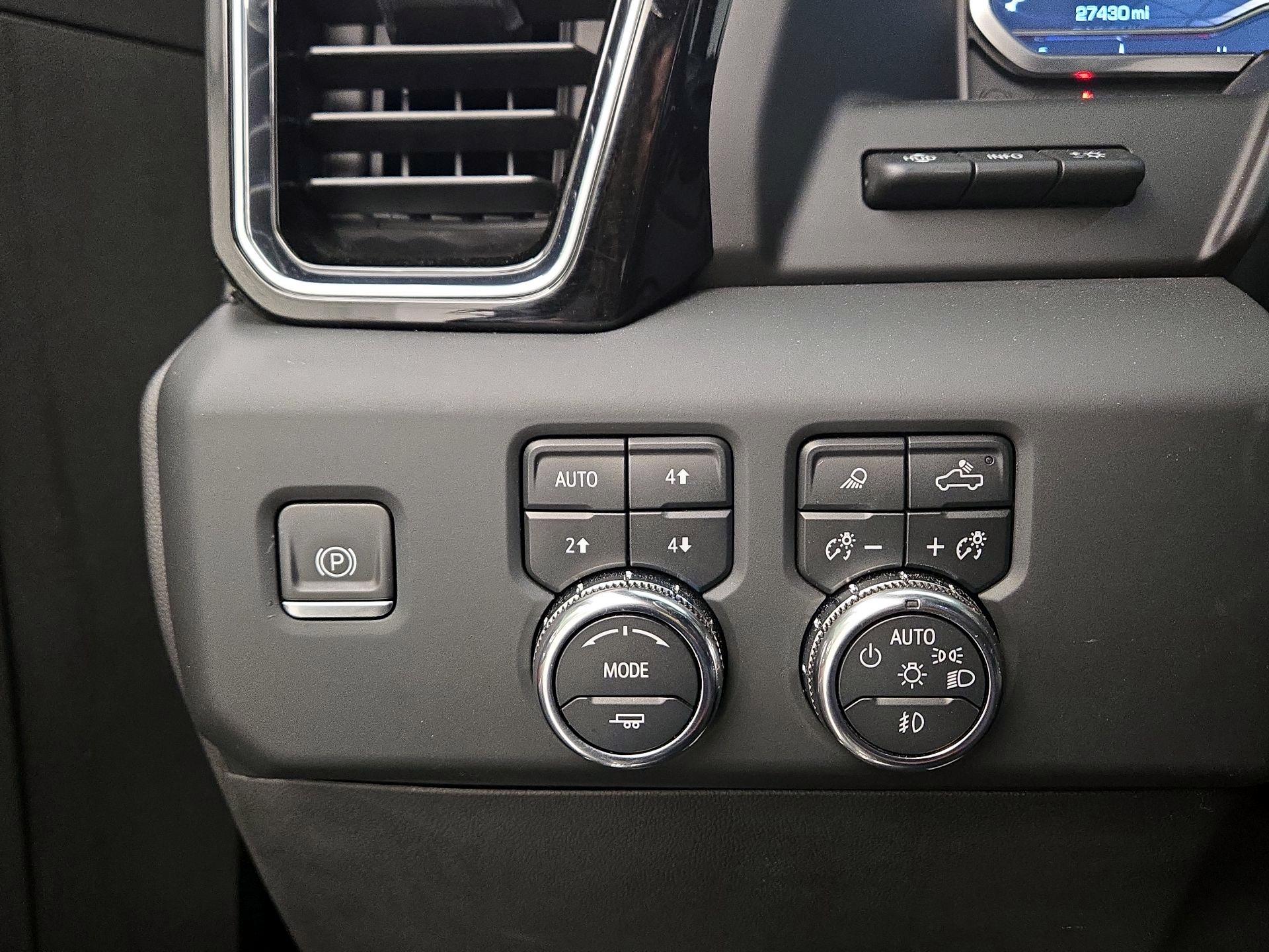 Thumbnail: 2023 GMC Sierra 1500 - 13