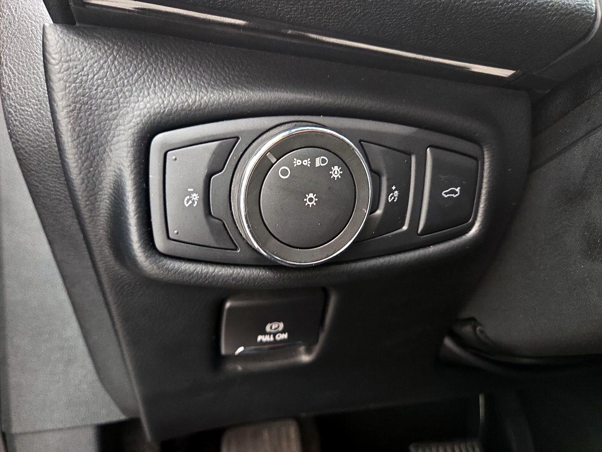 Thumbnail: 2017 Lincoln MKZ - 13