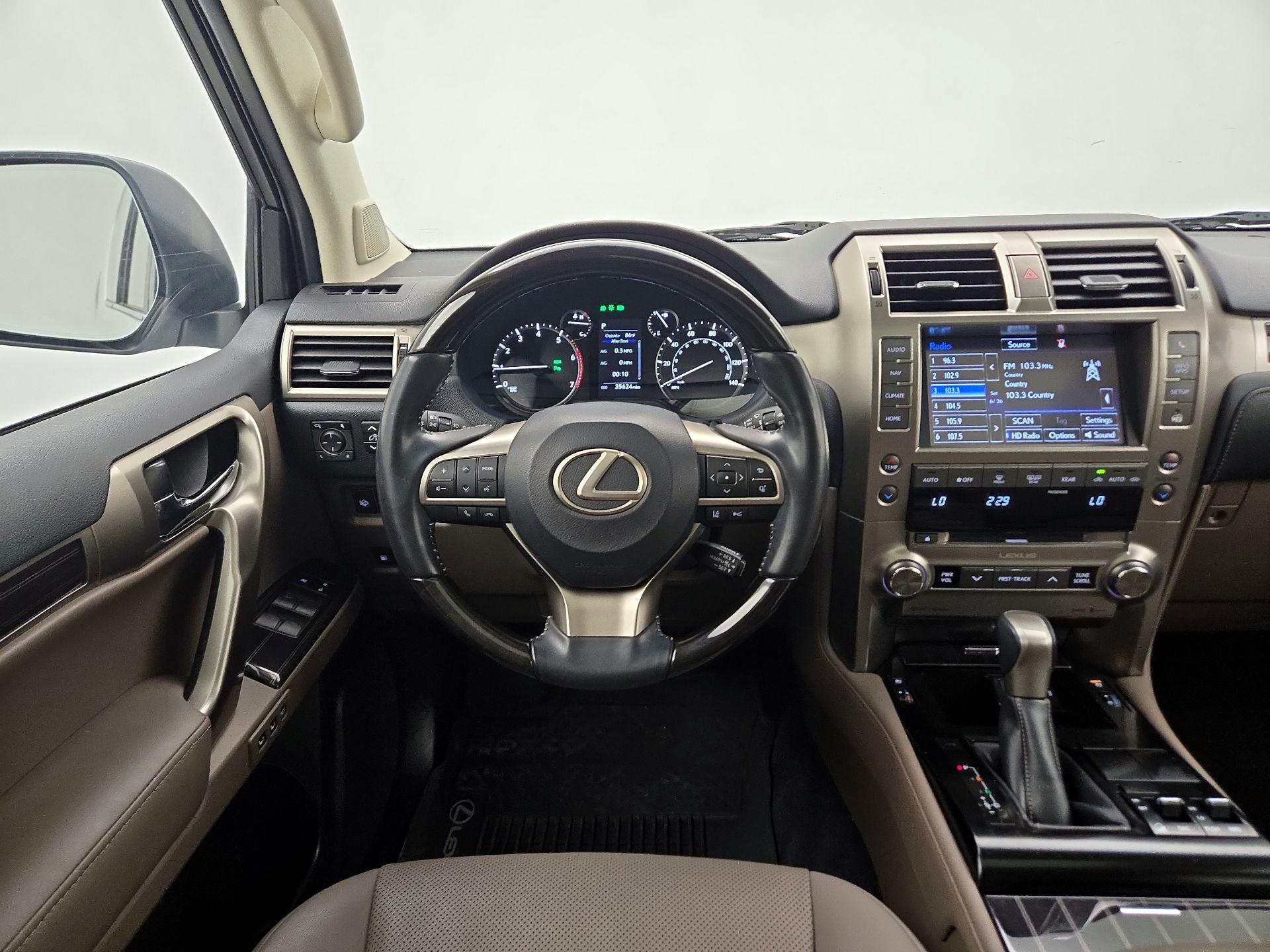 Thumbnail: 2021 Lexus GX - 10