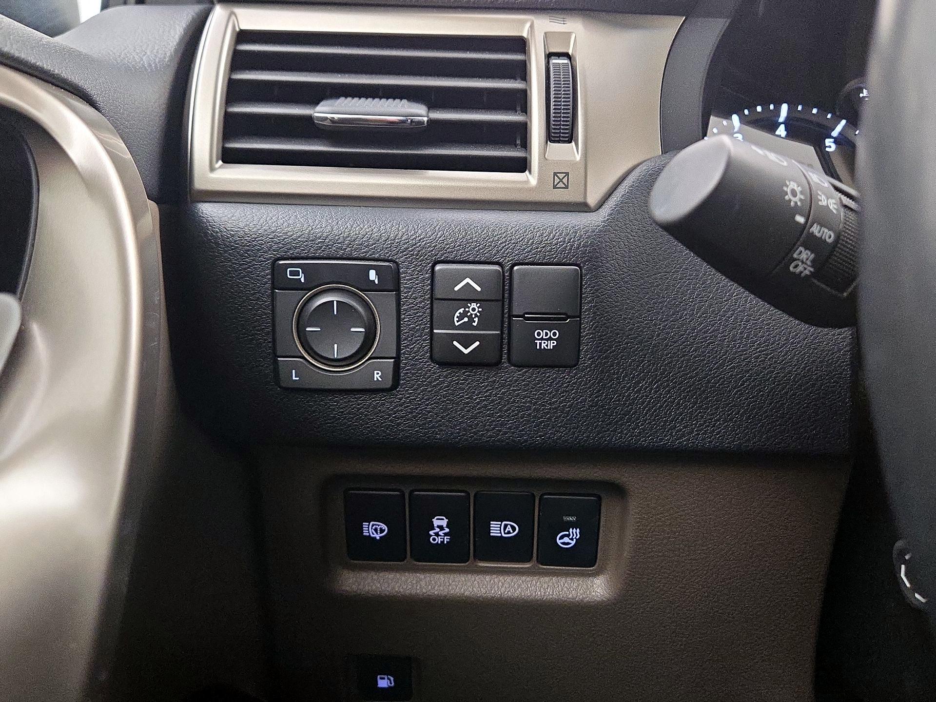 Thumbnail: 2021 Lexus GX - 13