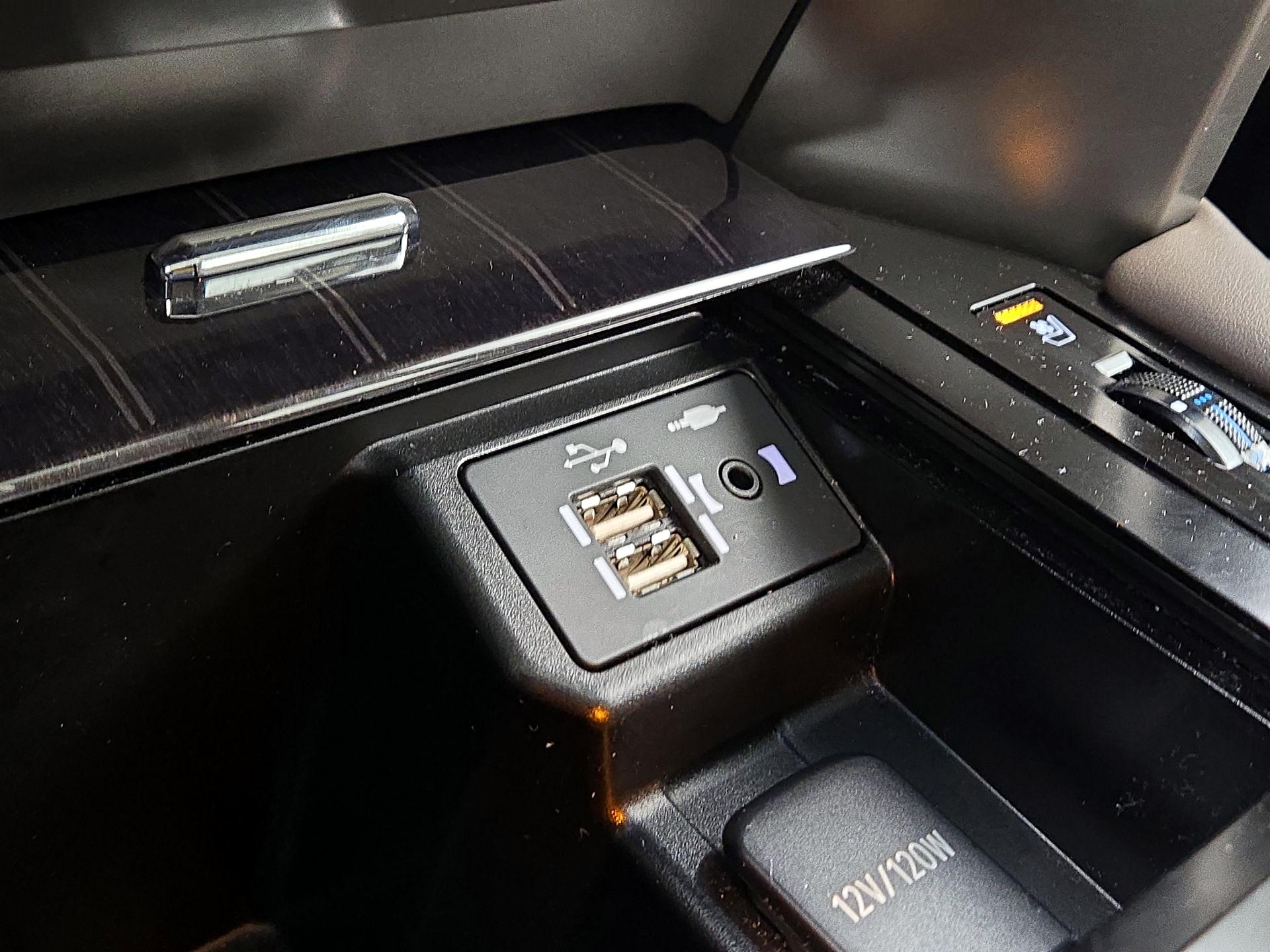 Thumbnail: 2021 Lexus GX - 18