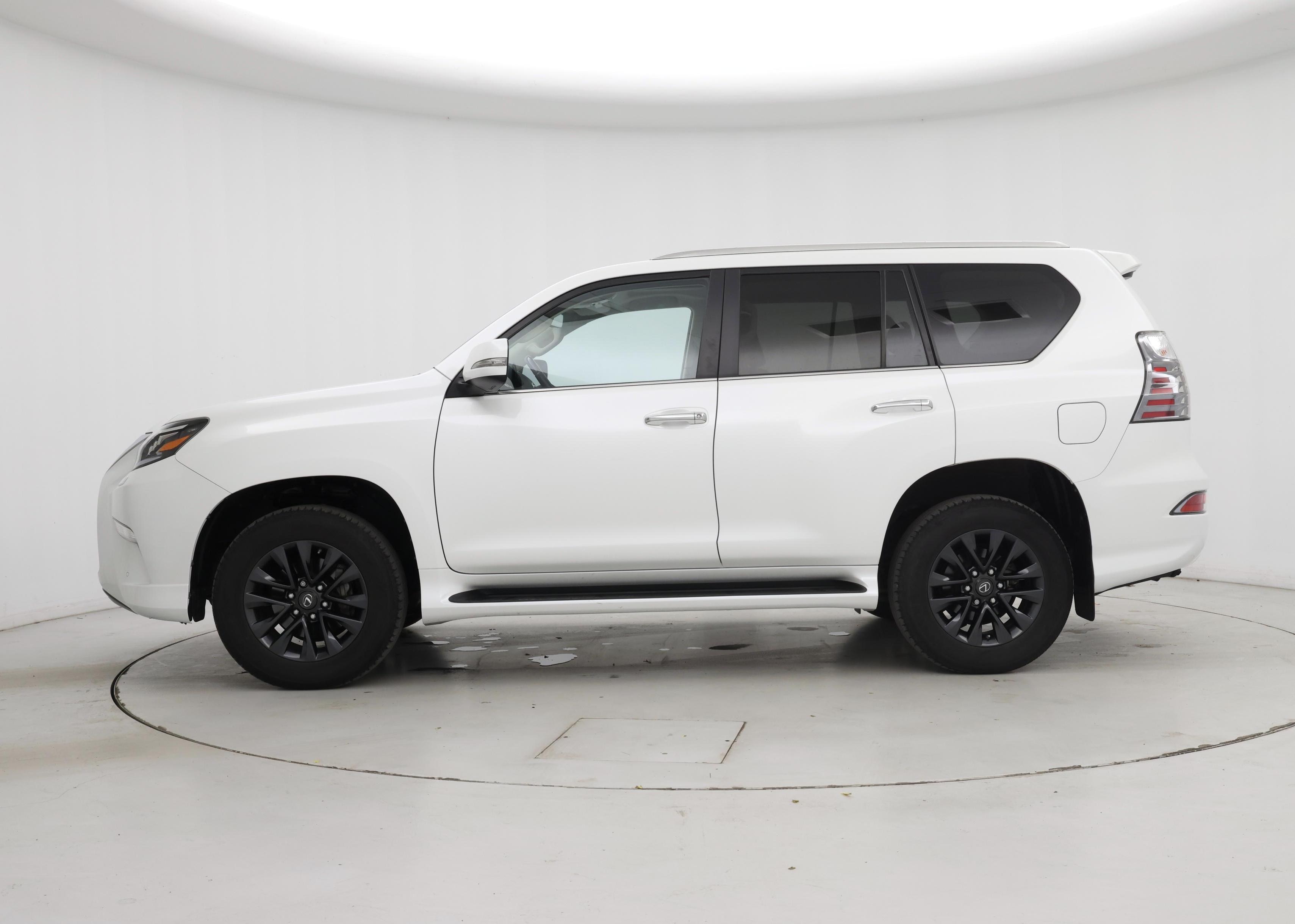 Thumbnail: 2021 Lexus GX - 3