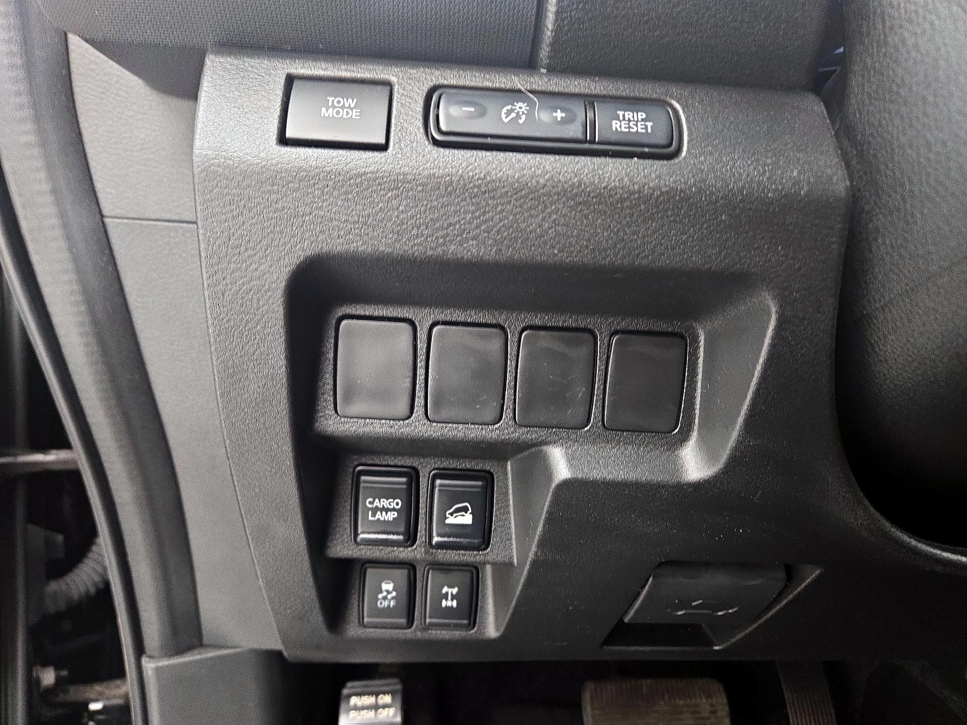 Thumbnail: 2024 Nissan Frontier - 13