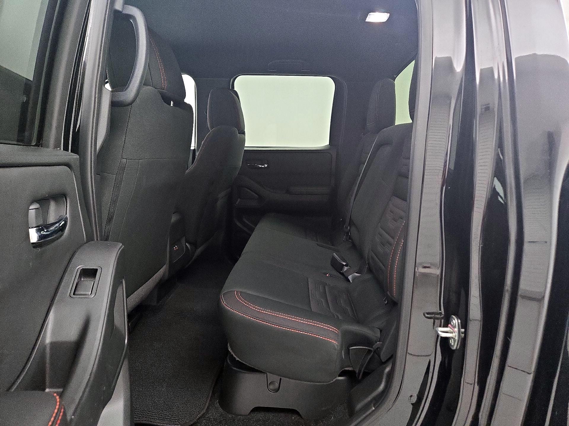 Thumbnail: 2024 Nissan Frontier - 20