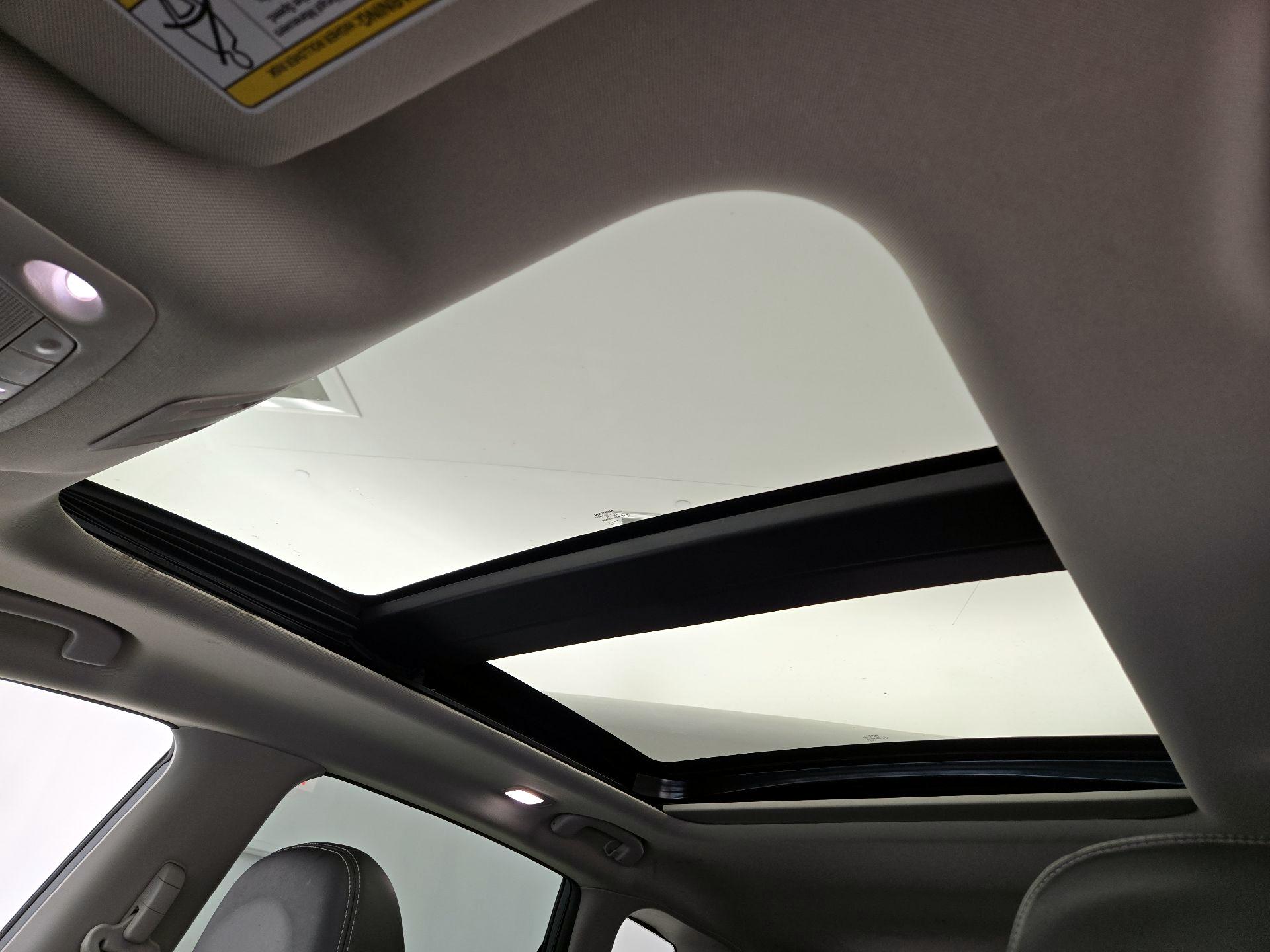 Thumbnail: 2020 Nissan Murano - 19