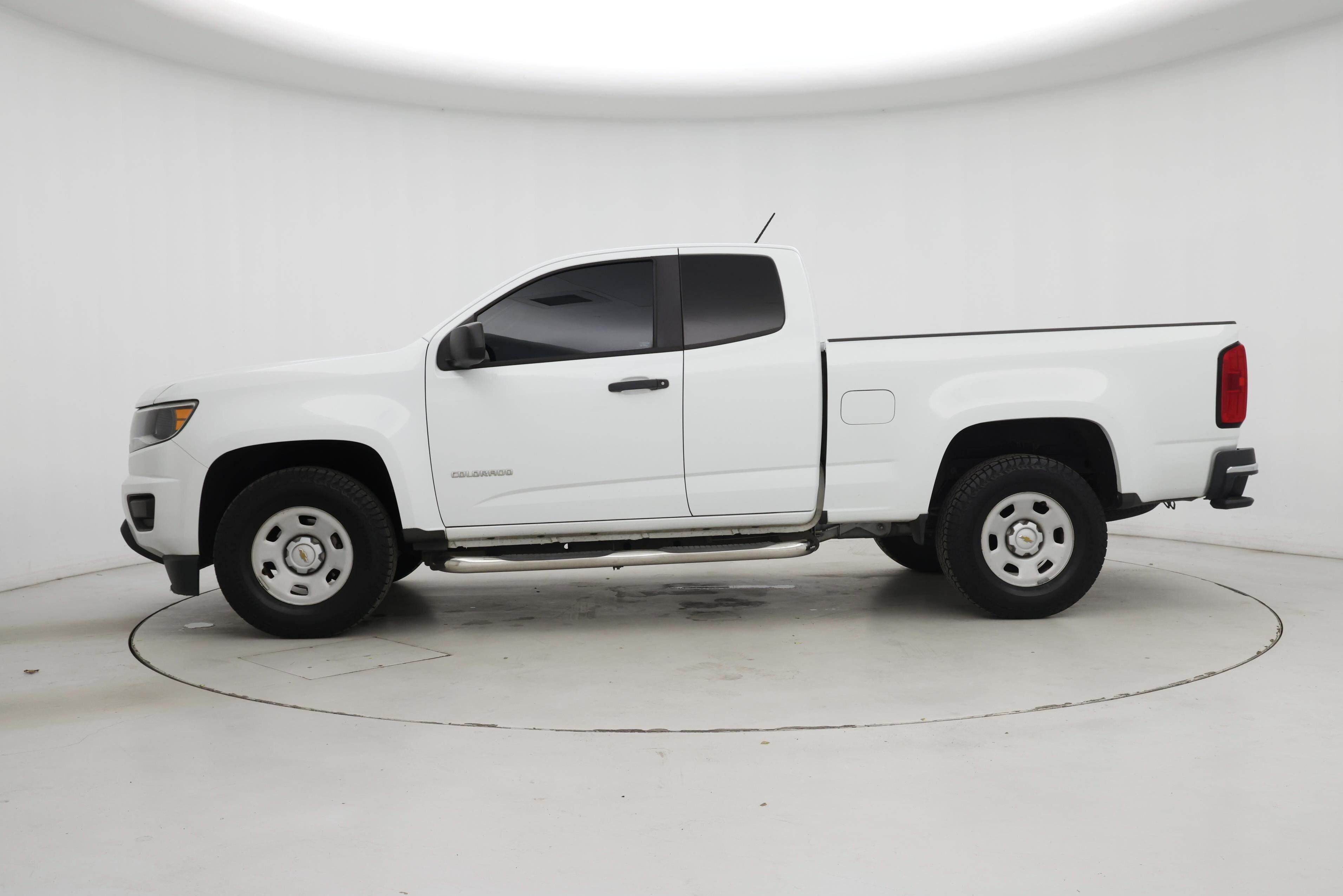 Thumbnail: 2016 Chevrolet Colorado - 3