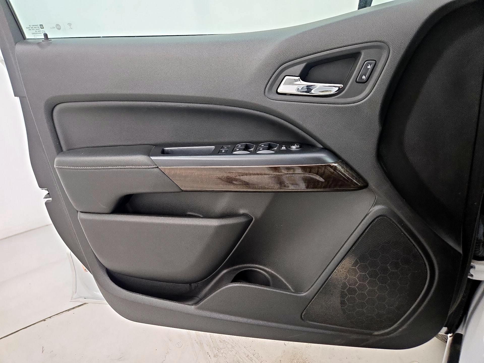 Thumbnail: 2016 GMC Canyon - 12