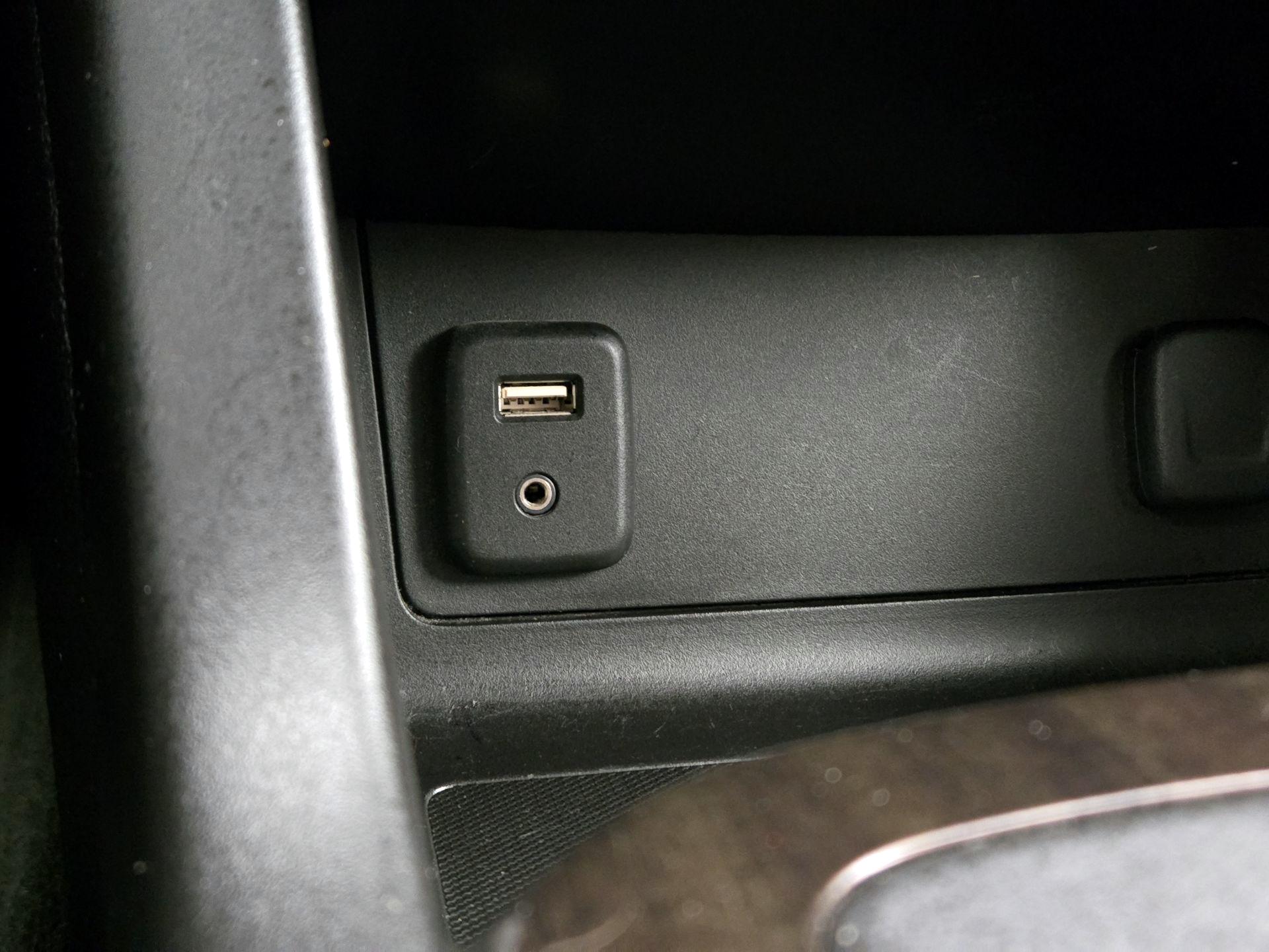 Thumbnail: 2016 GMC Canyon - 18