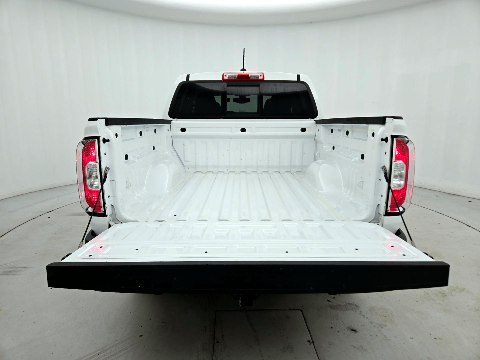 Thumbnail: 2016 GMC Canyon - 20