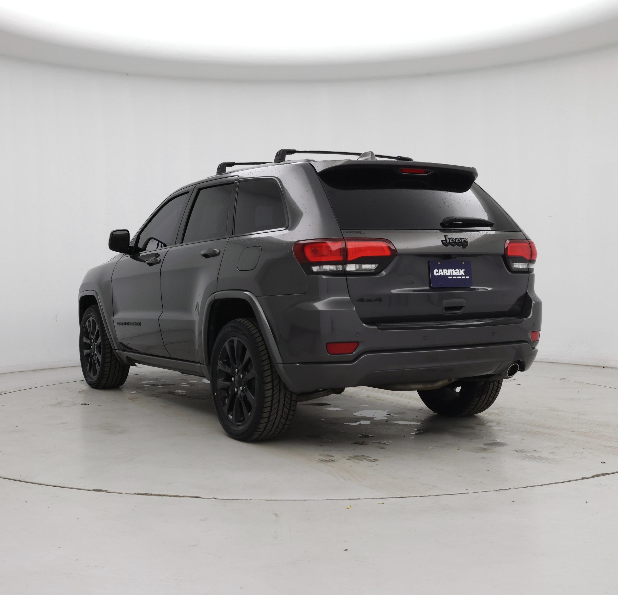 Thumbnail: 2018 Jeep Grand Cherokee - 2