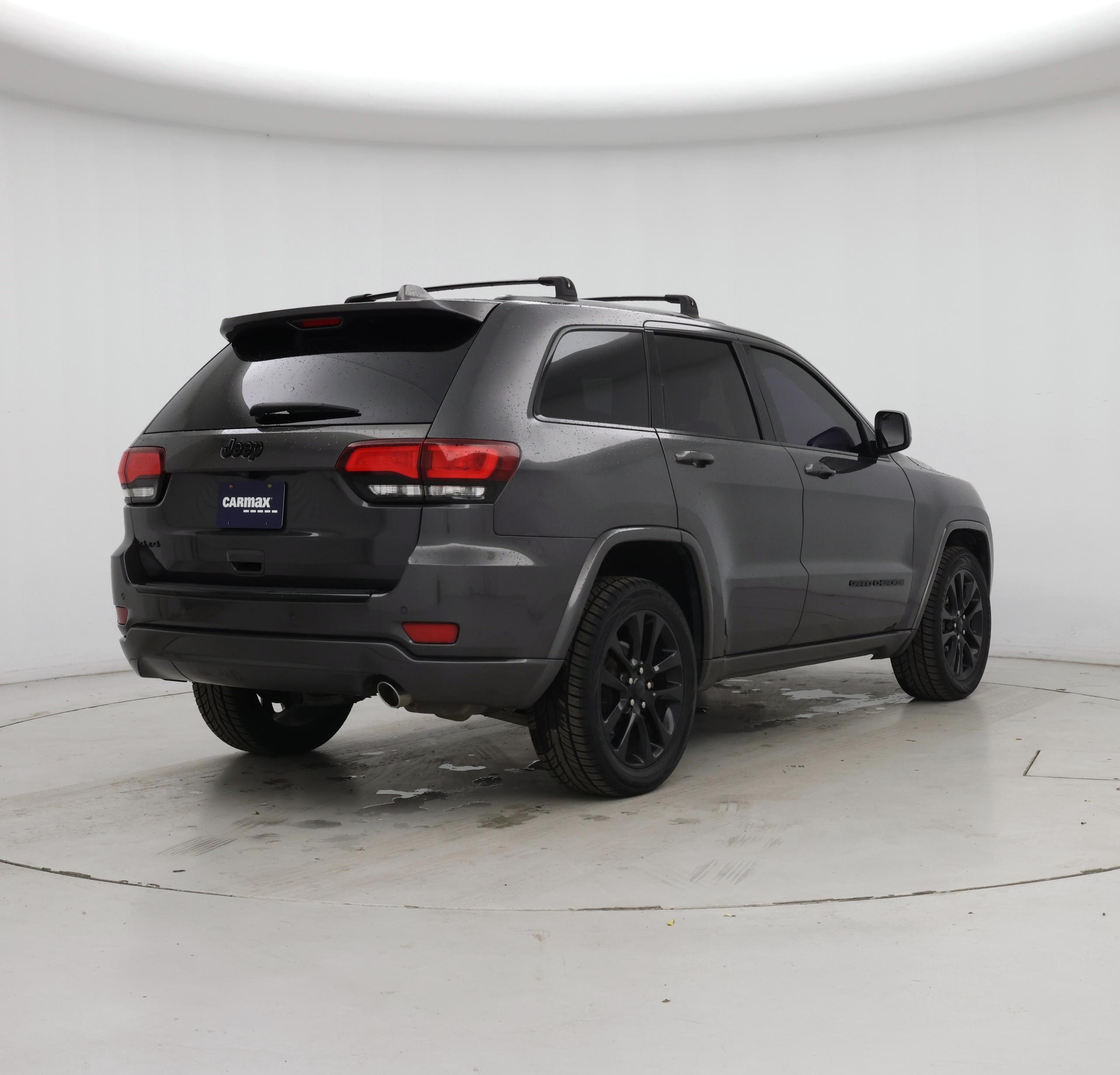 Thumbnail: 2018 Jeep Grand Cherokee - 8