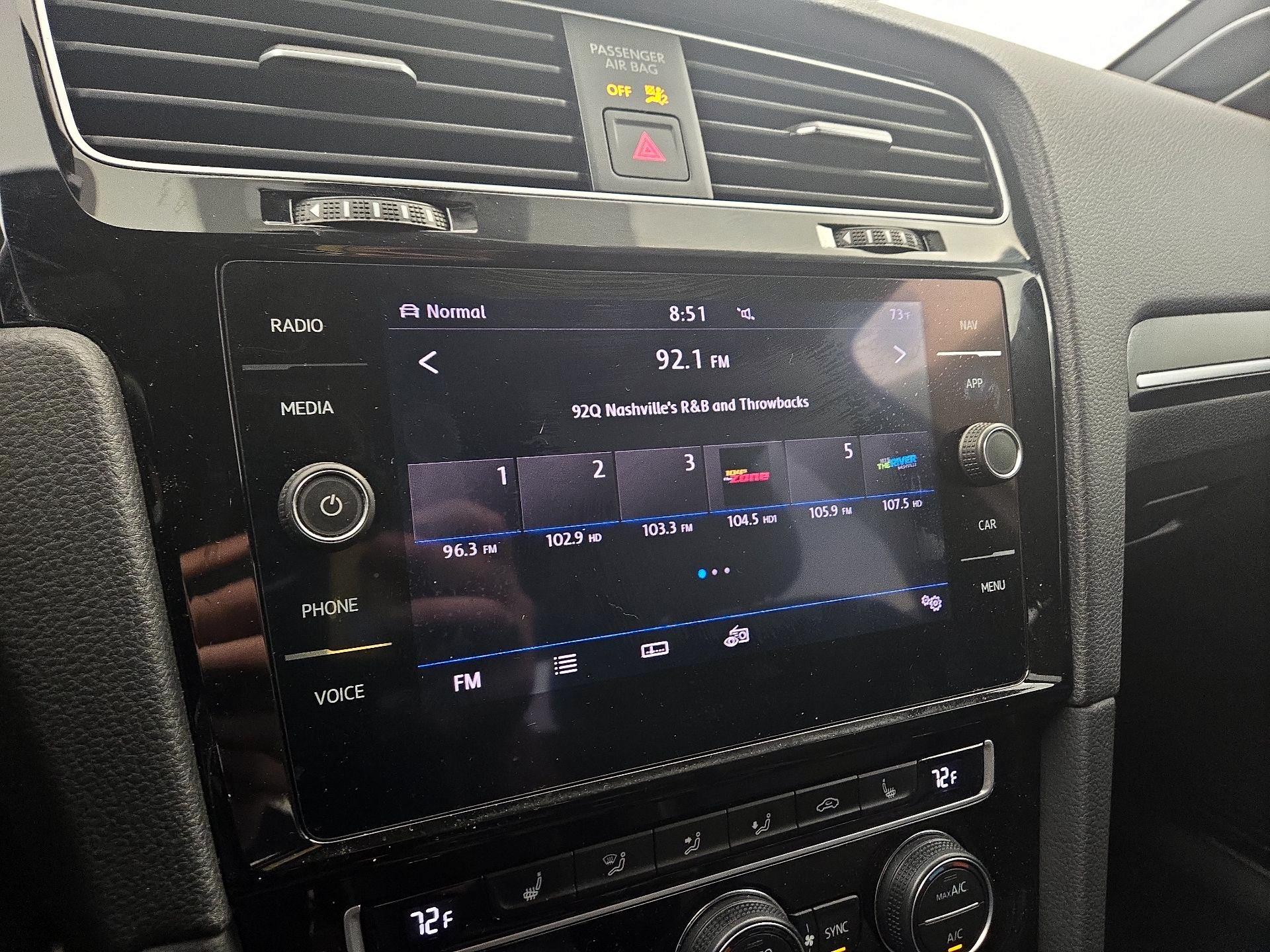 Thumbnail: 2019 Volkswagen Golf - 16