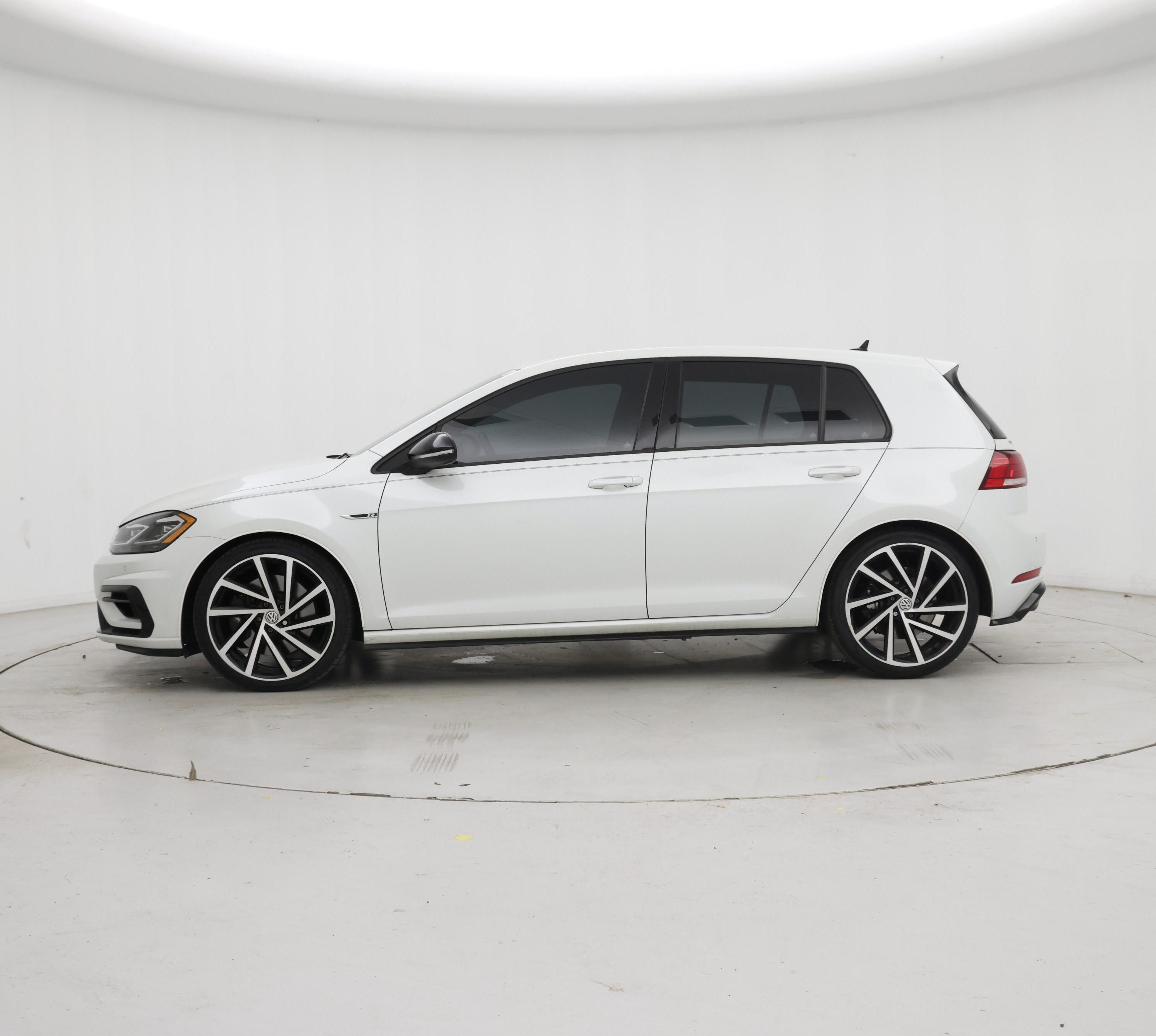 Thumbnail: 2019 Volkswagen Golf - 3