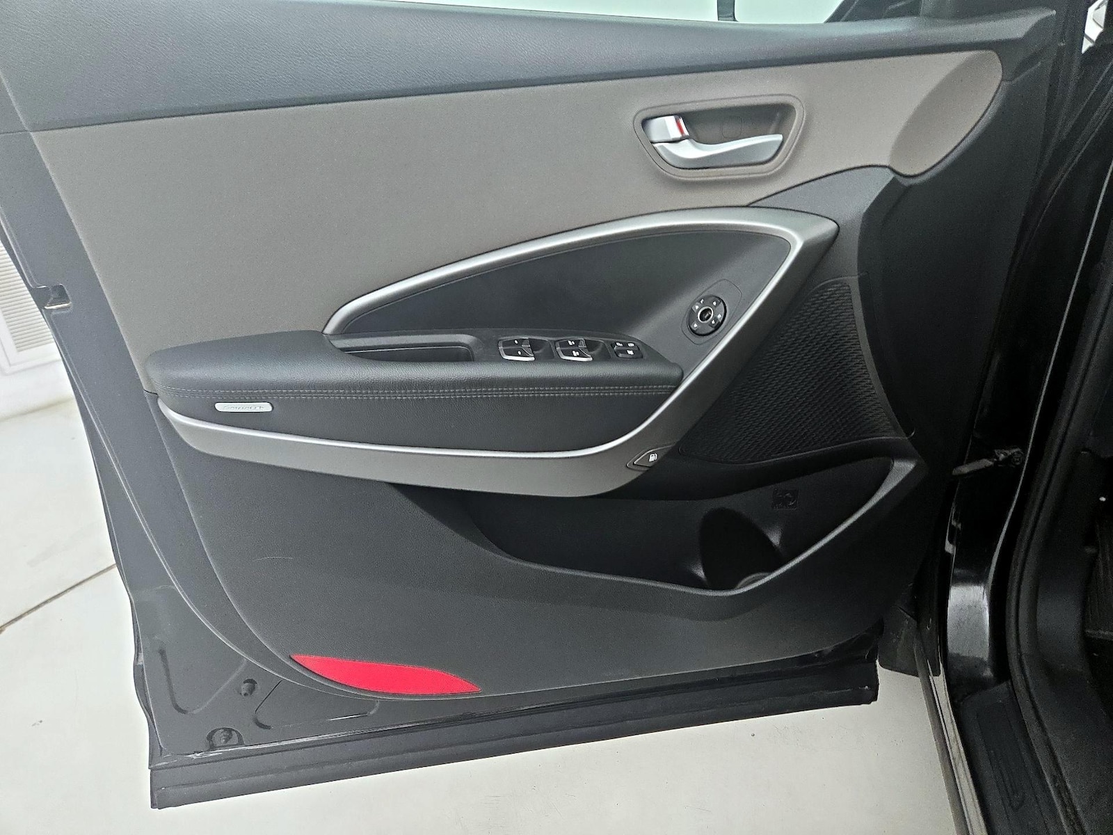 2017 Hyundai Santa Fe SE - Photo 13