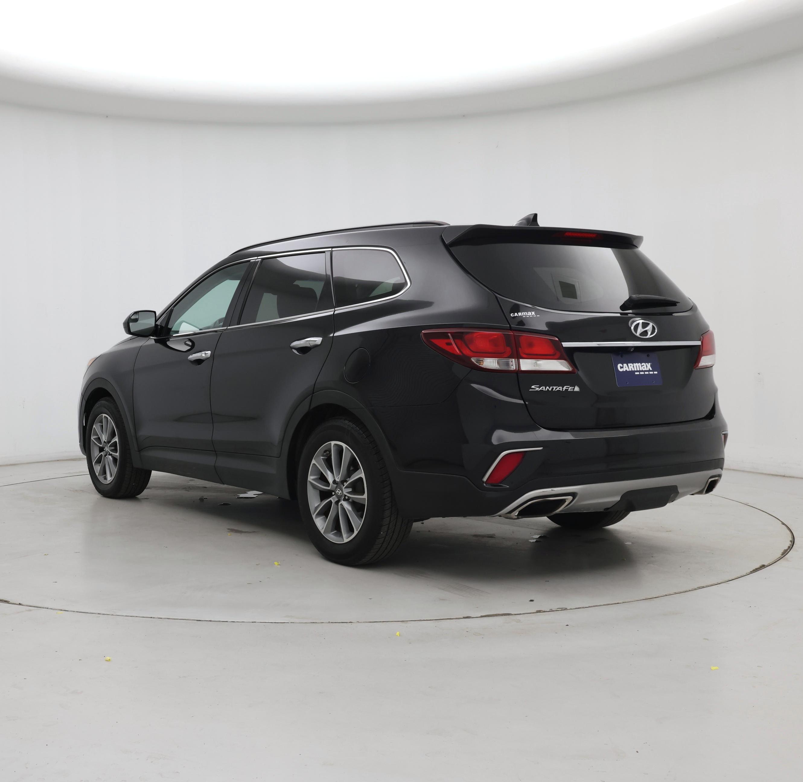 Thumbnail: 2017 Hyundai Santa Fe - 2