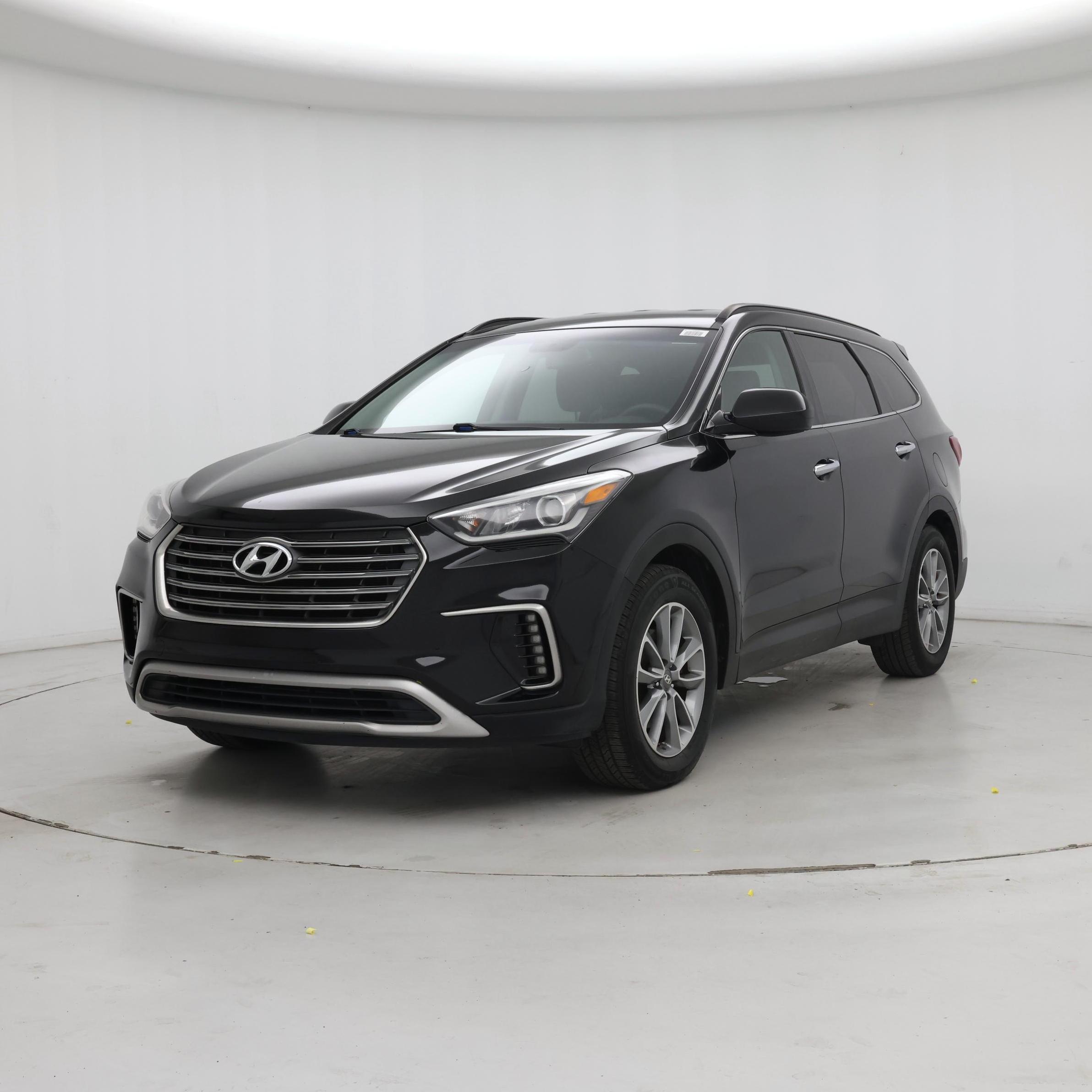 Thumbnail: 2017 Hyundai Santa Fe - 4