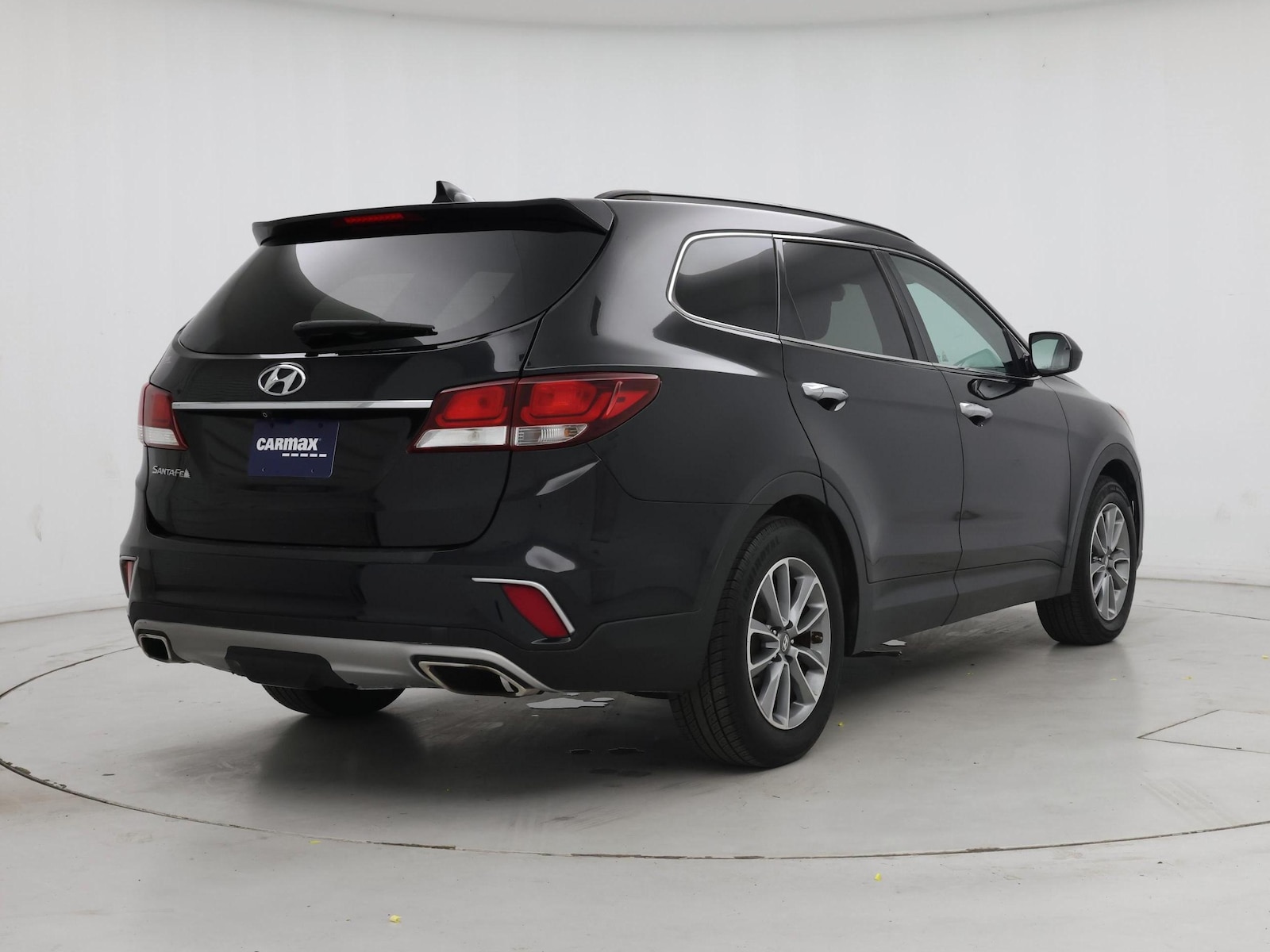 2017 Hyundai Santa Fe SE - Photo 9