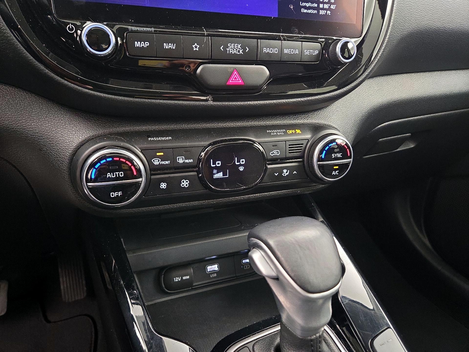 Thumbnail: 2023 Kia Soul - 16