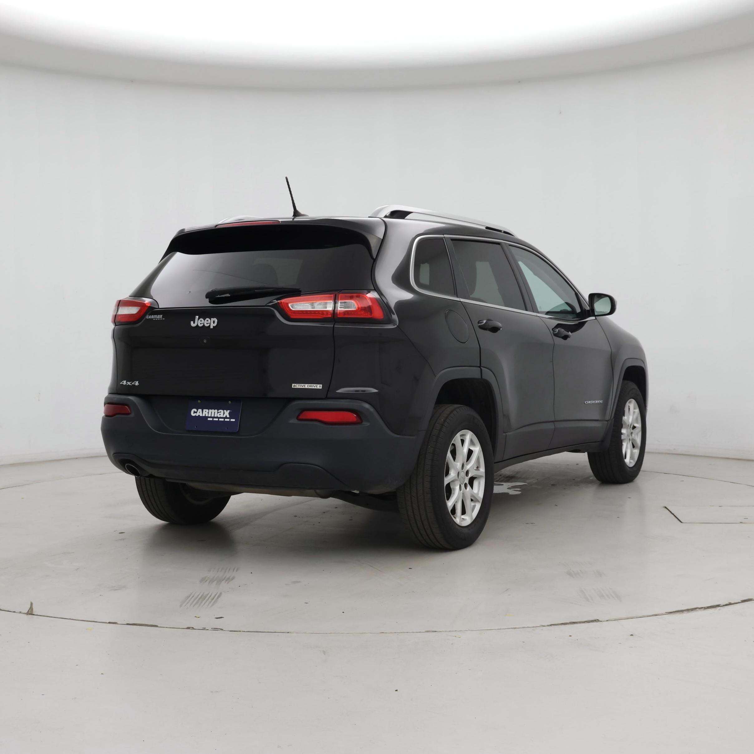 Thumbnail: 2015 Jeep Cherokee - 8