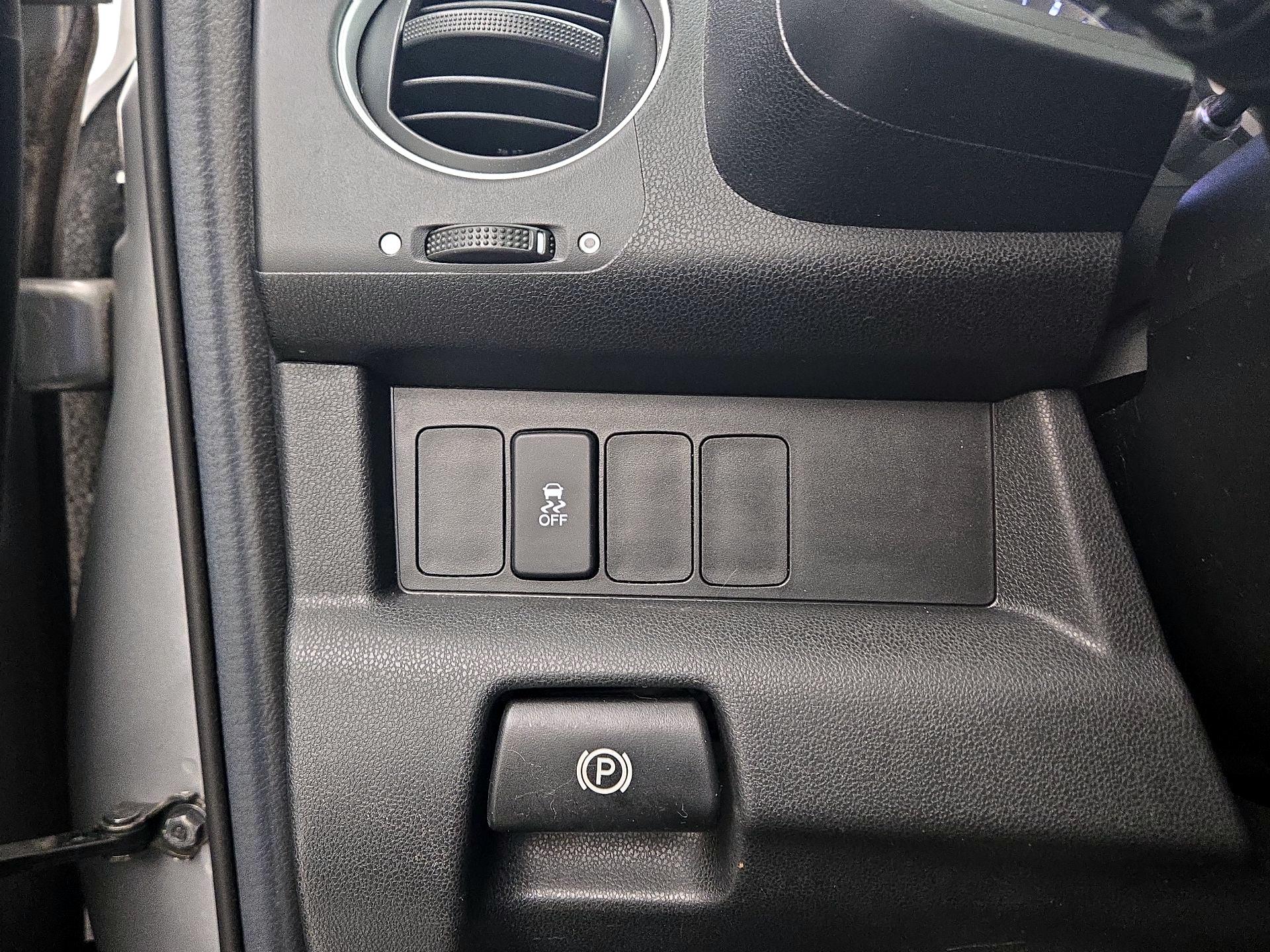 Thumbnail: 2014 Honda Pilot - 13