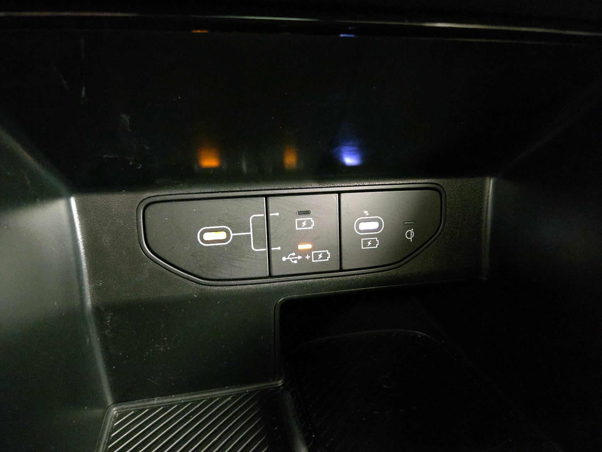 Thumbnail: 2025 Kia Sorento - 19