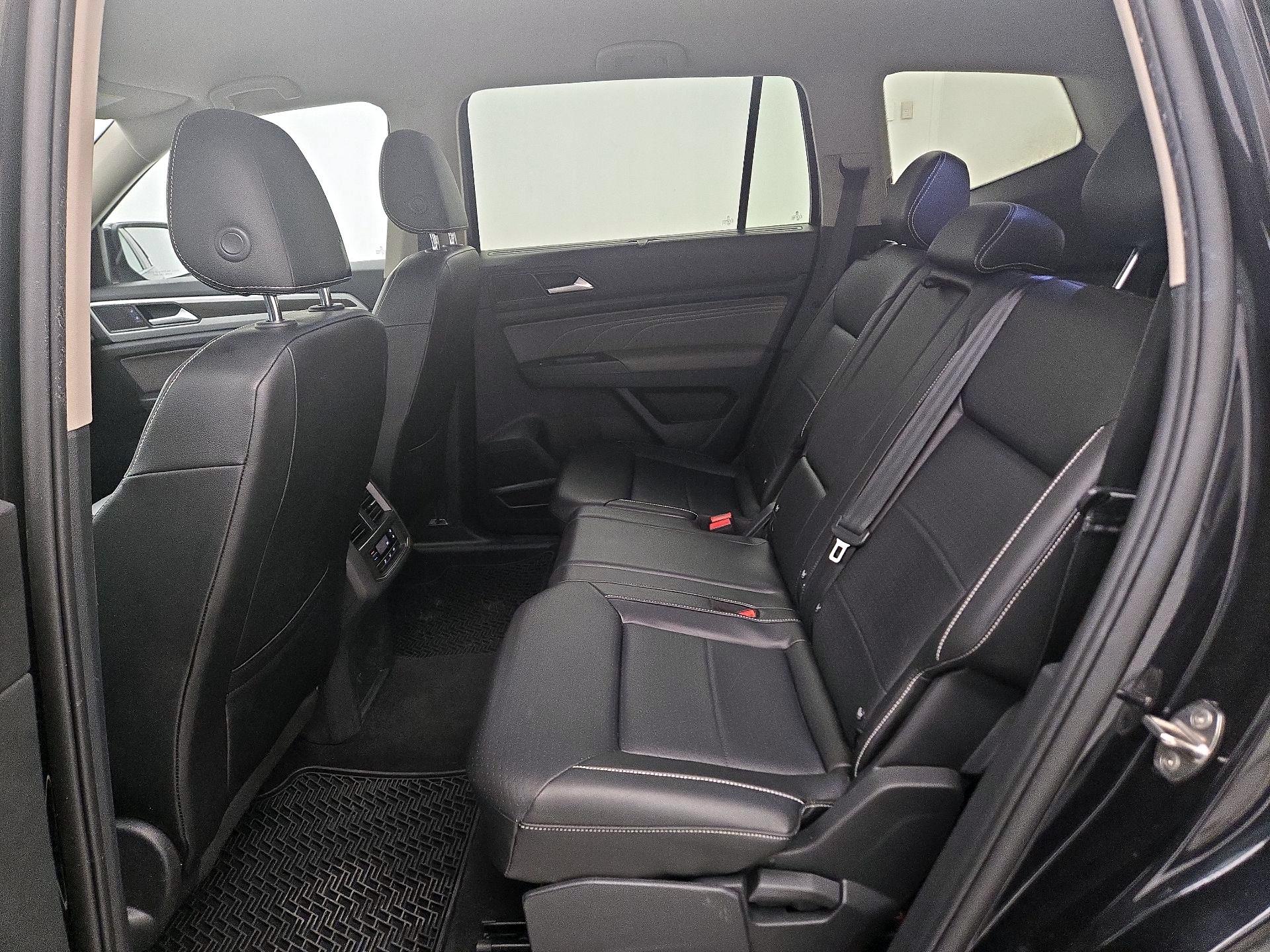 Thumbnail: 2022 Volkswagen Atlas - 19