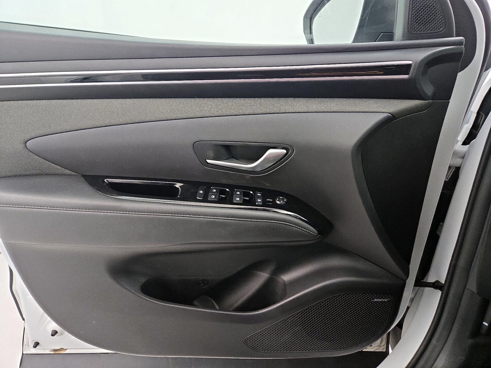 Thumbnail: 2022 Hyundai Santa Cruz - 12