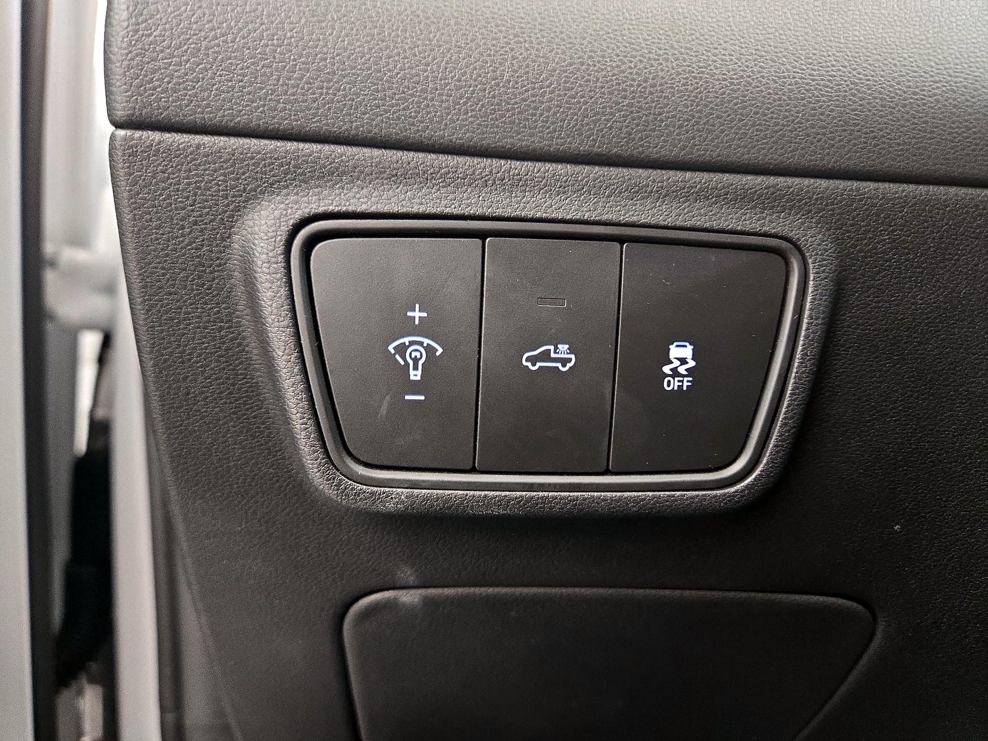 Thumbnail: 2022 Hyundai Santa Cruz - 13