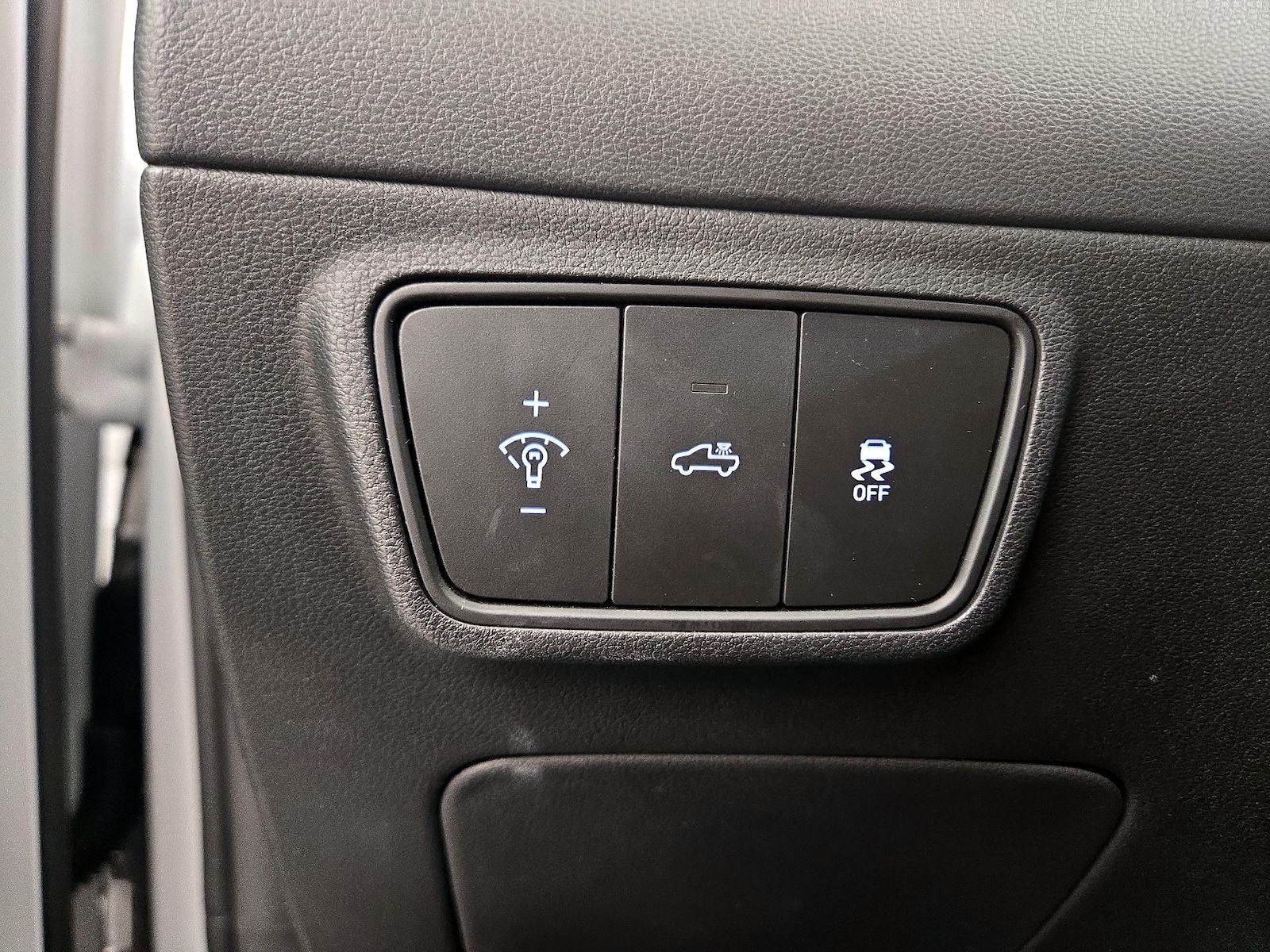 2022 Hyundai Santa Cruz Limited - Photo 14