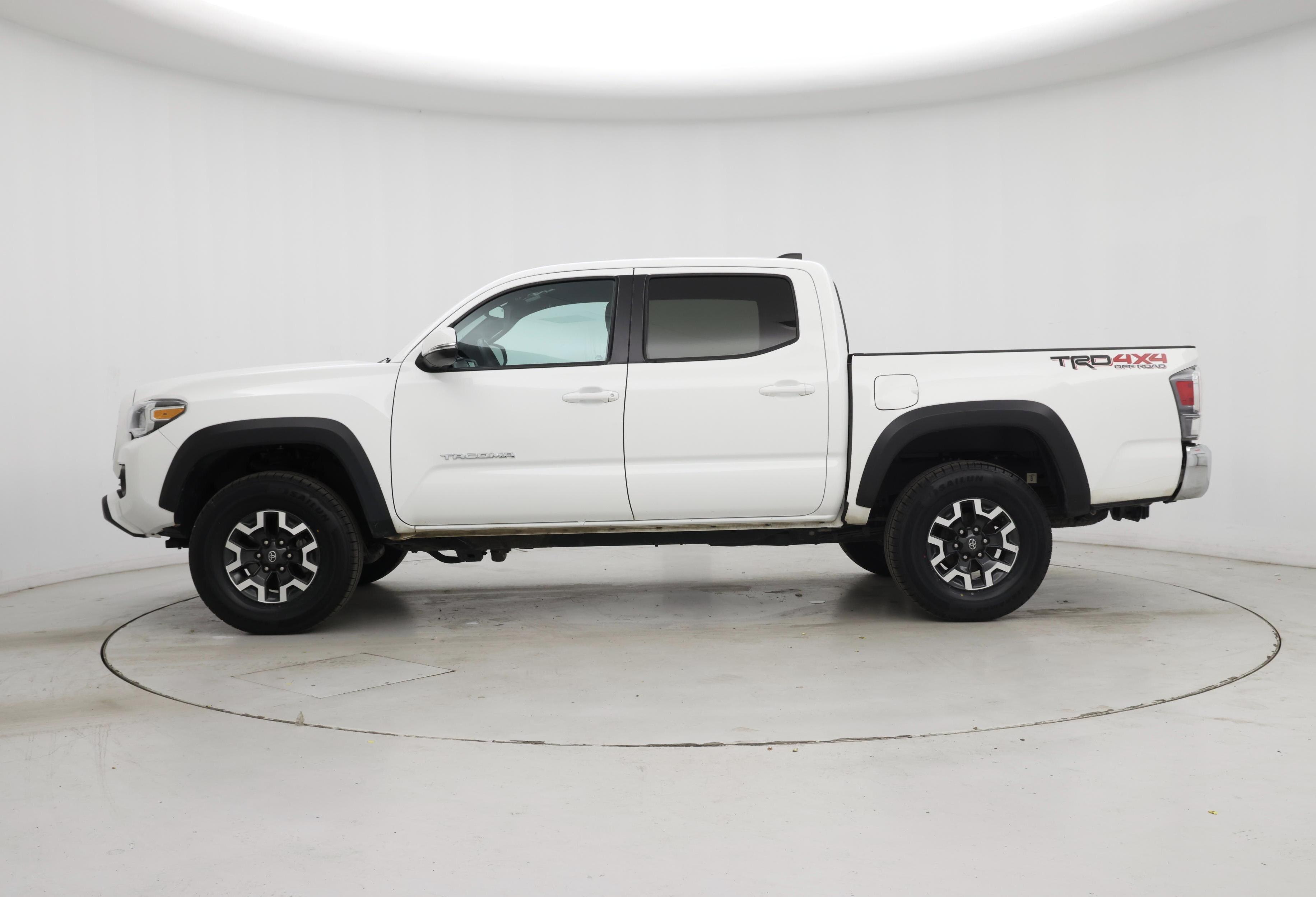 Thumbnail: 2023 Toyota Tacoma - 3