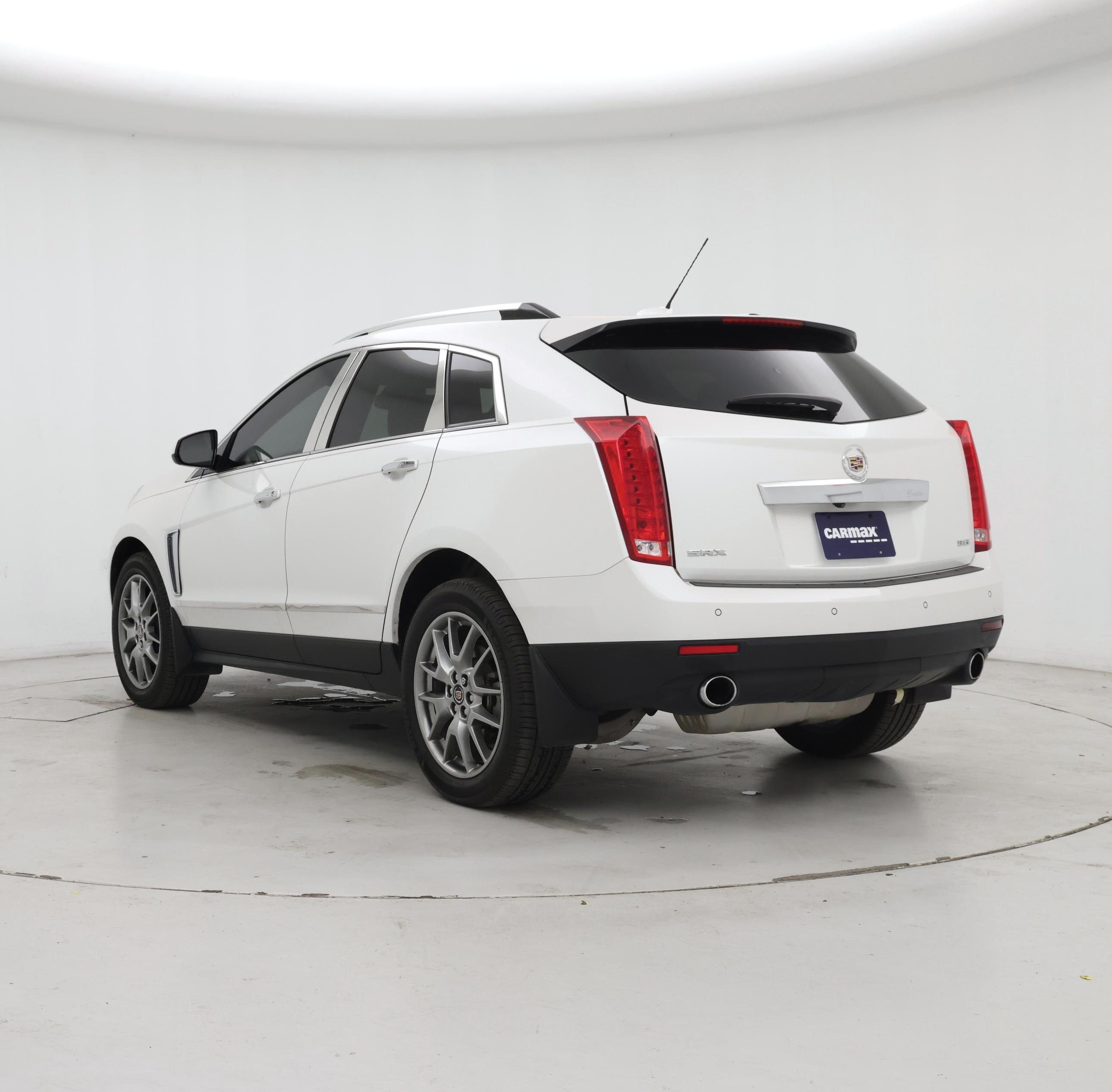 Thumbnail: 2015 Cadillac SRX - 2