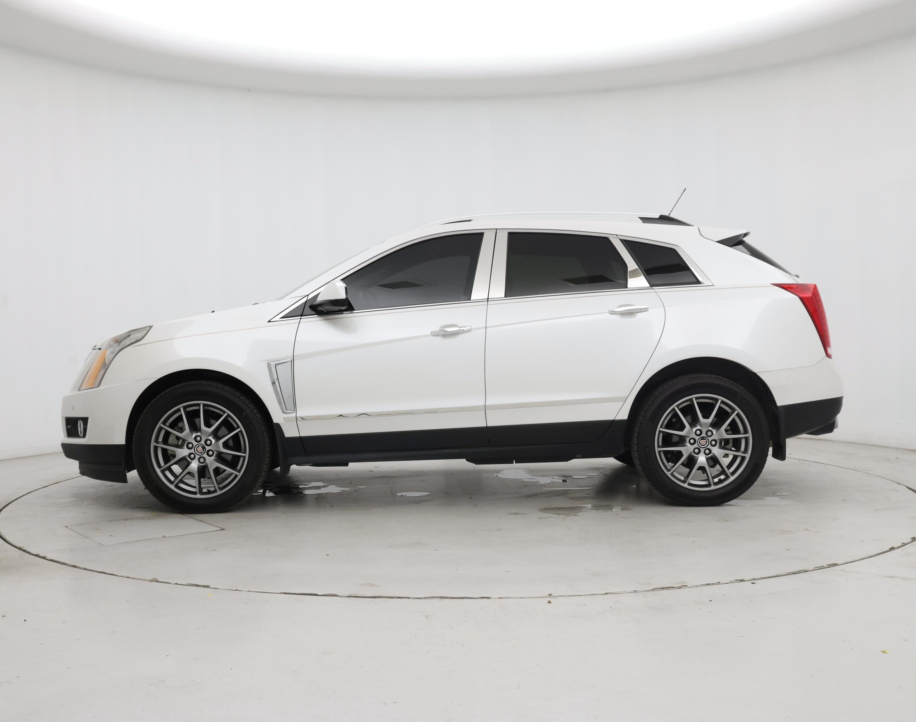 Thumbnail: 2015 Cadillac SRX - 3