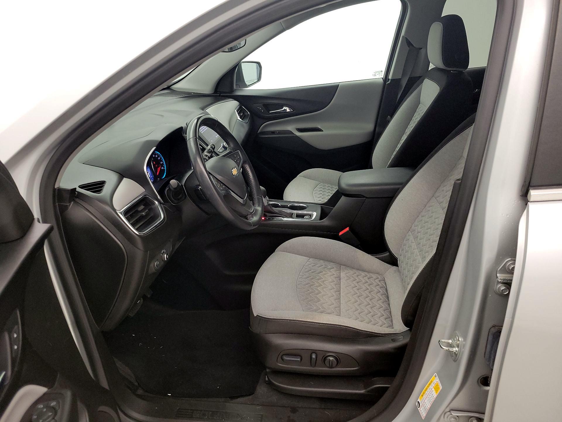 Thumbnail: 2022 Chevrolet Equinox - 11