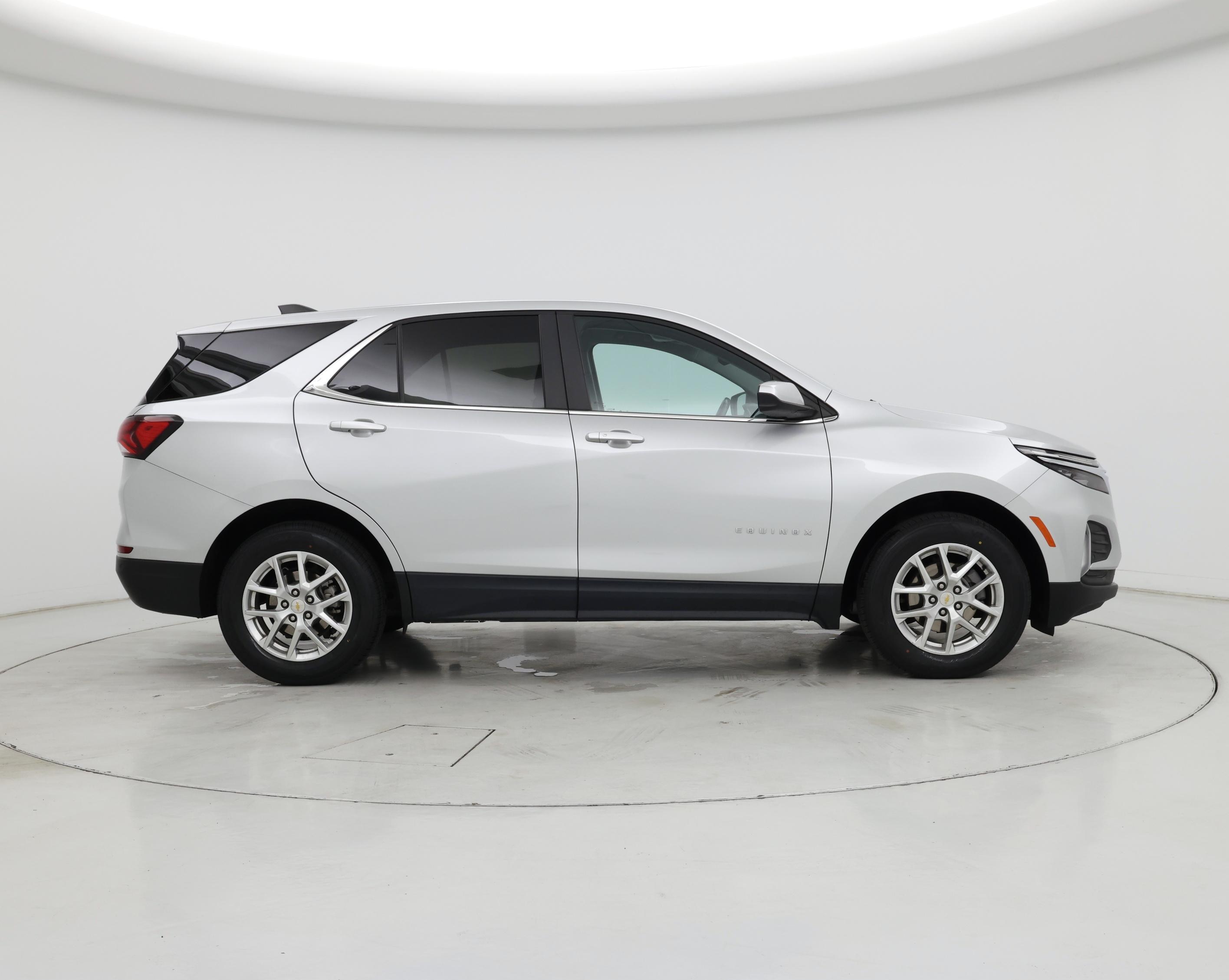 Thumbnail: 2022 Chevrolet Equinox - 7