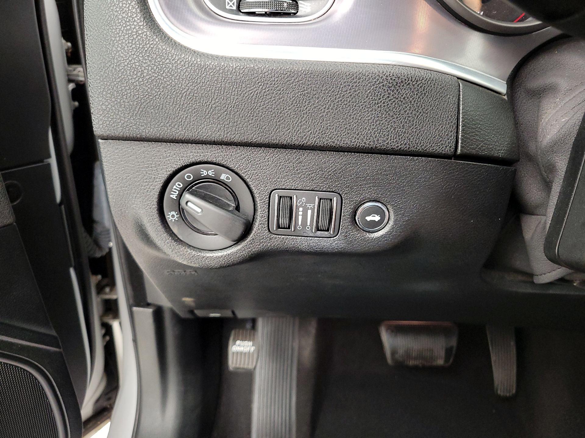 Thumbnail: 2021 Dodge Charger - 14