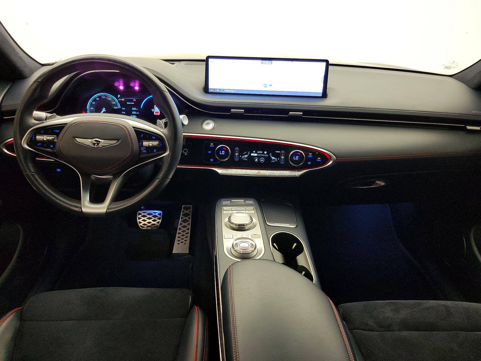 Thumbnail: 2022 Genesis GV70 - 9