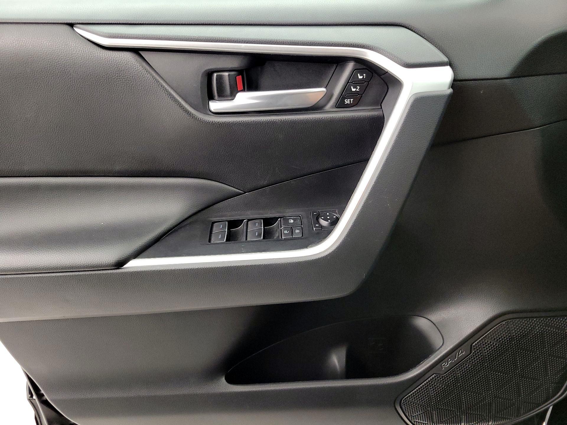 Thumbnail: 2023 Toyota RAV4 - 12