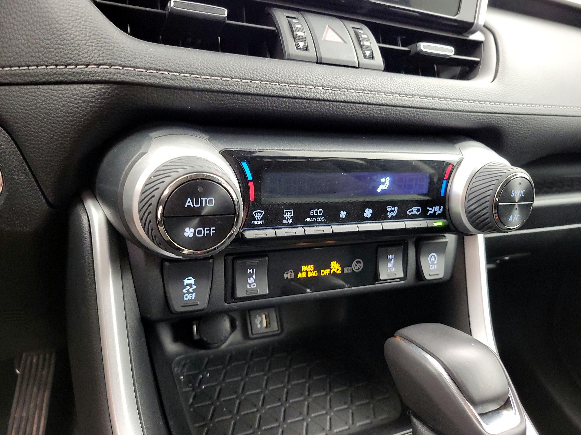 Thumbnail: 2023 Toyota RAV4 - 16