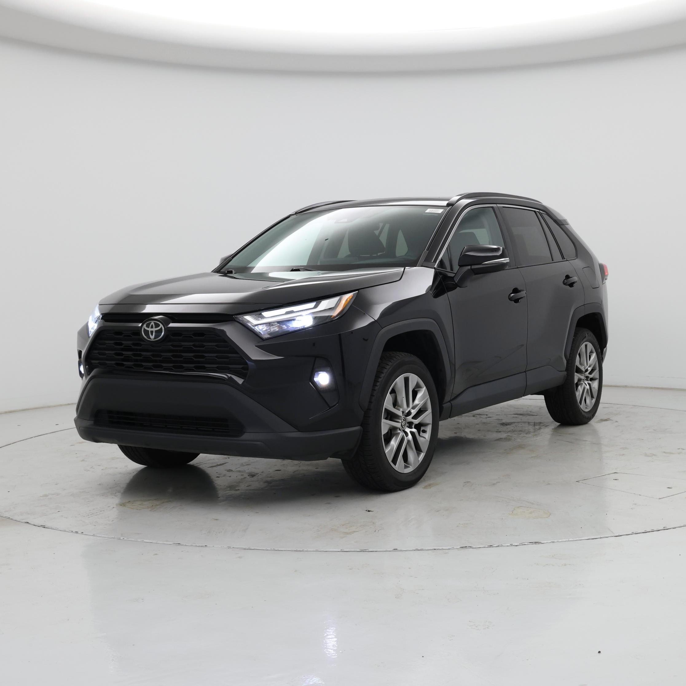 Thumbnail: 2023 Toyota RAV4 - 4