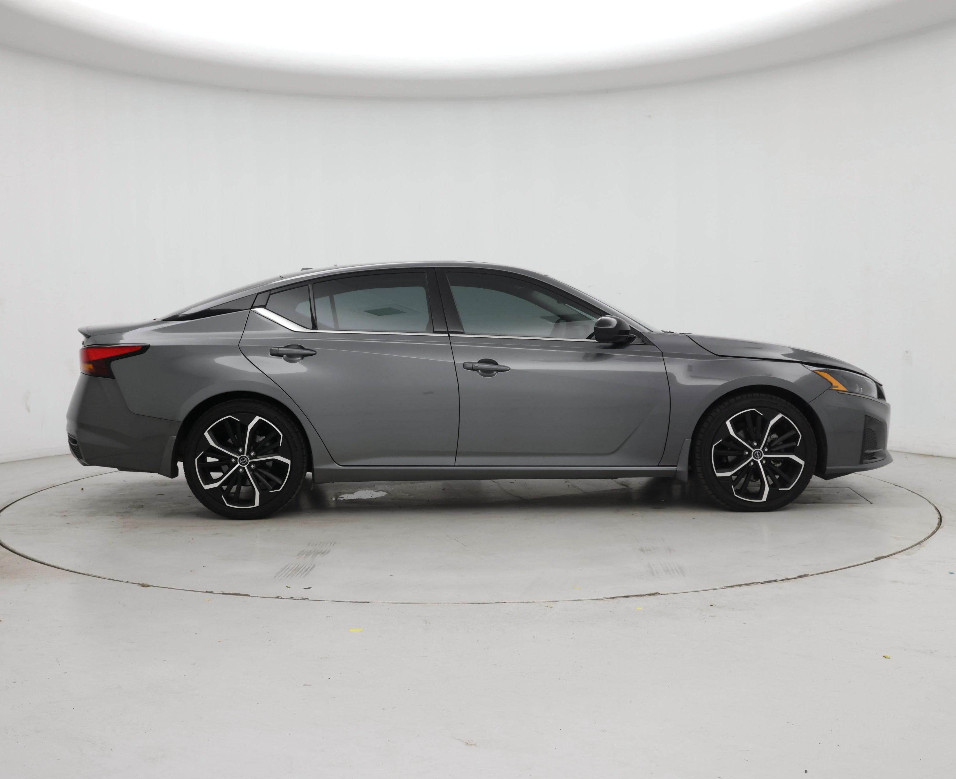 Thumbnail: 2023 Nissan Altima - 7