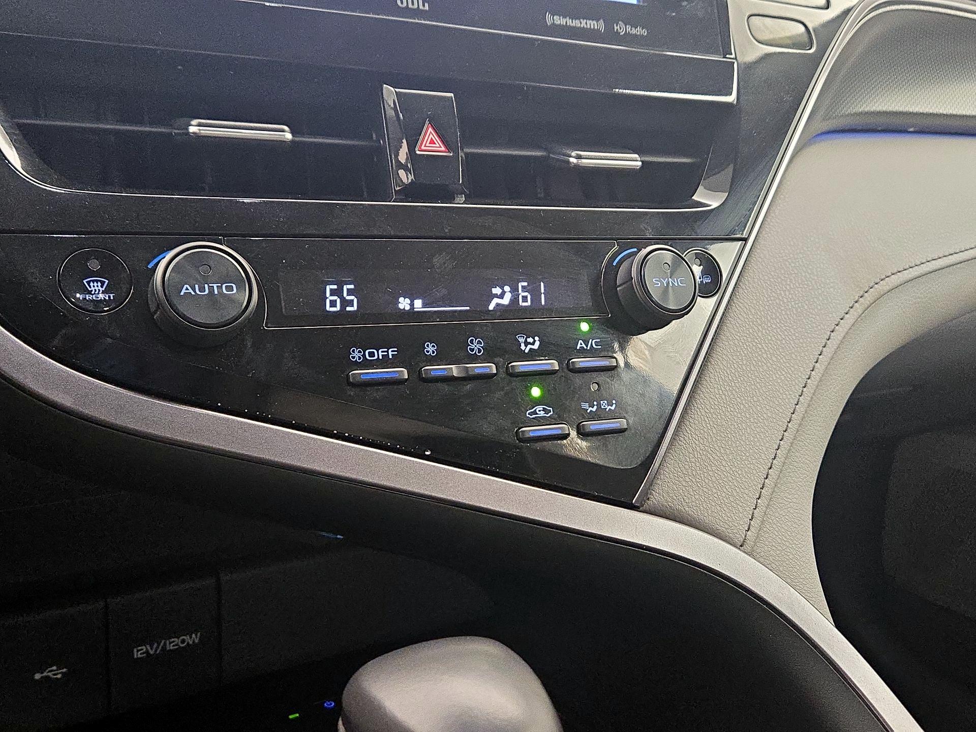 Thumbnail: 2024 Toyota Camry - 17