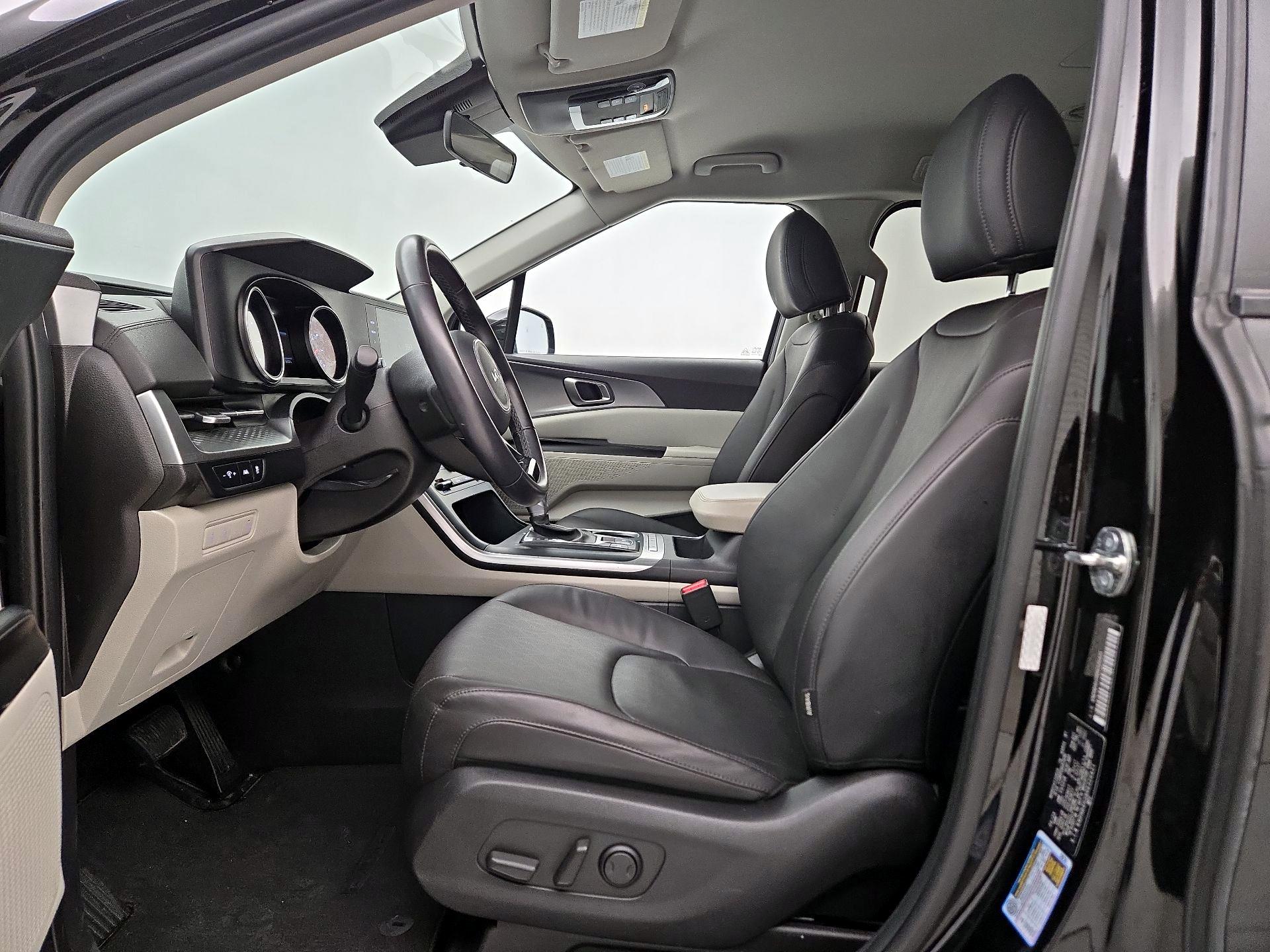 Thumbnail: 2024 Kia Carnival - 11