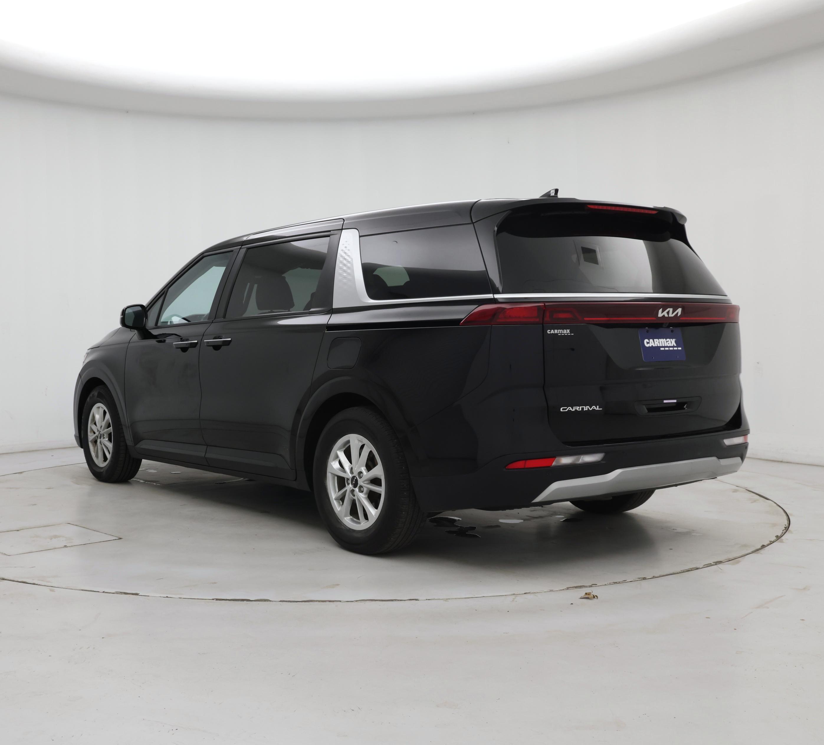 Thumbnail: 2024 Kia Carnival - 2
