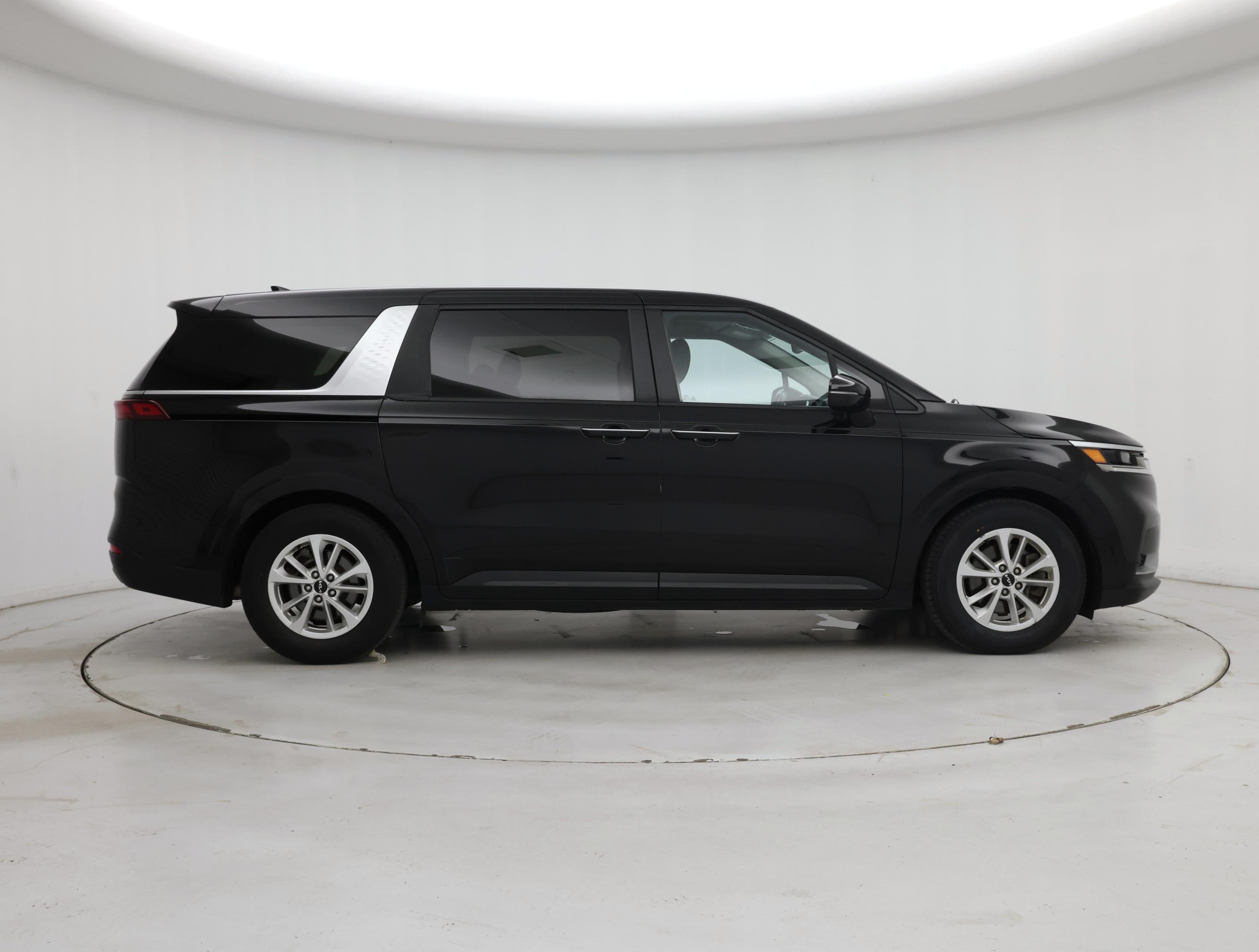Thumbnail: 2024 Kia Carnival - 7