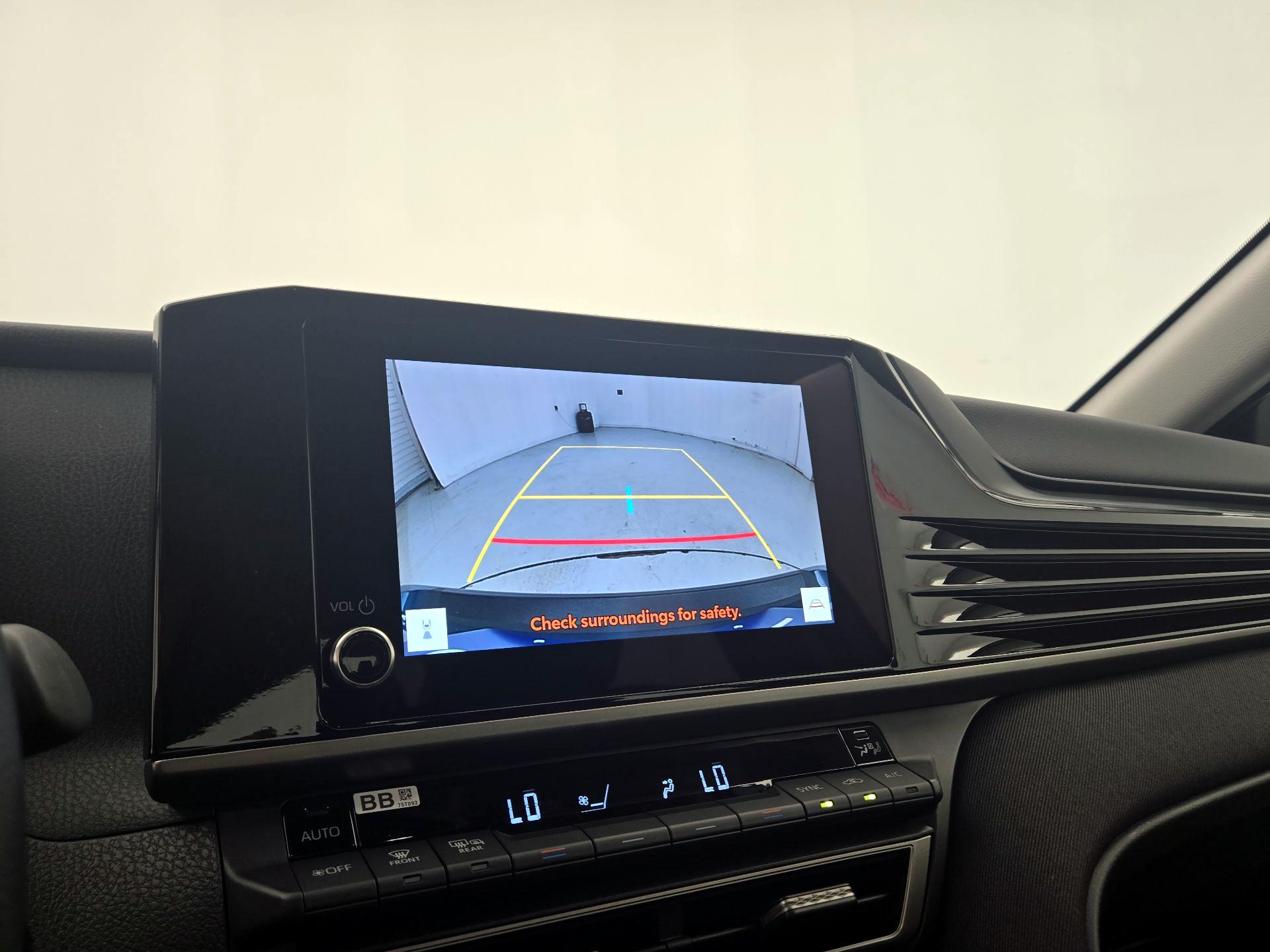 Thumbnail: 2025 Toyota Camry - 14