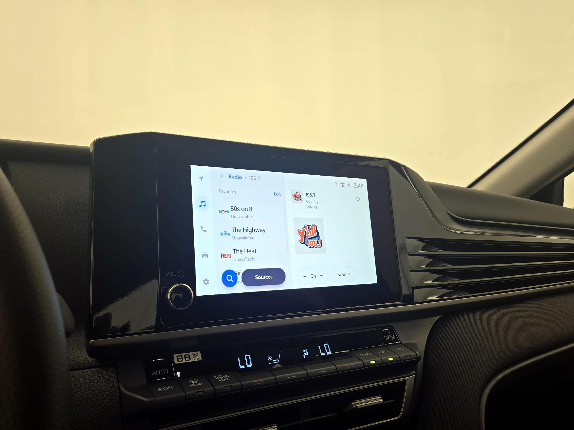 Thumbnail: 2025 Toyota Camry - 15