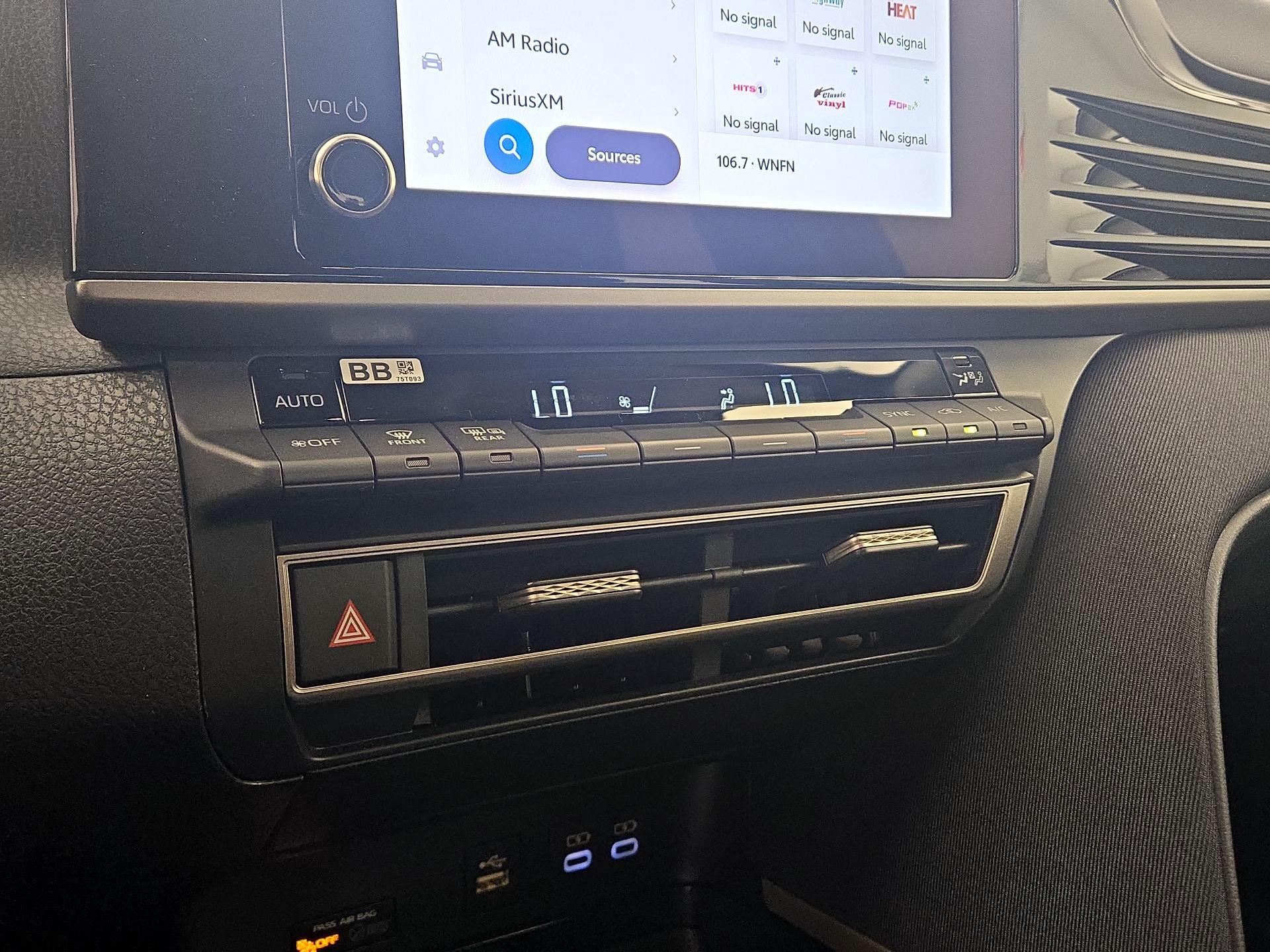 Thumbnail: 2025 Toyota Camry - 16